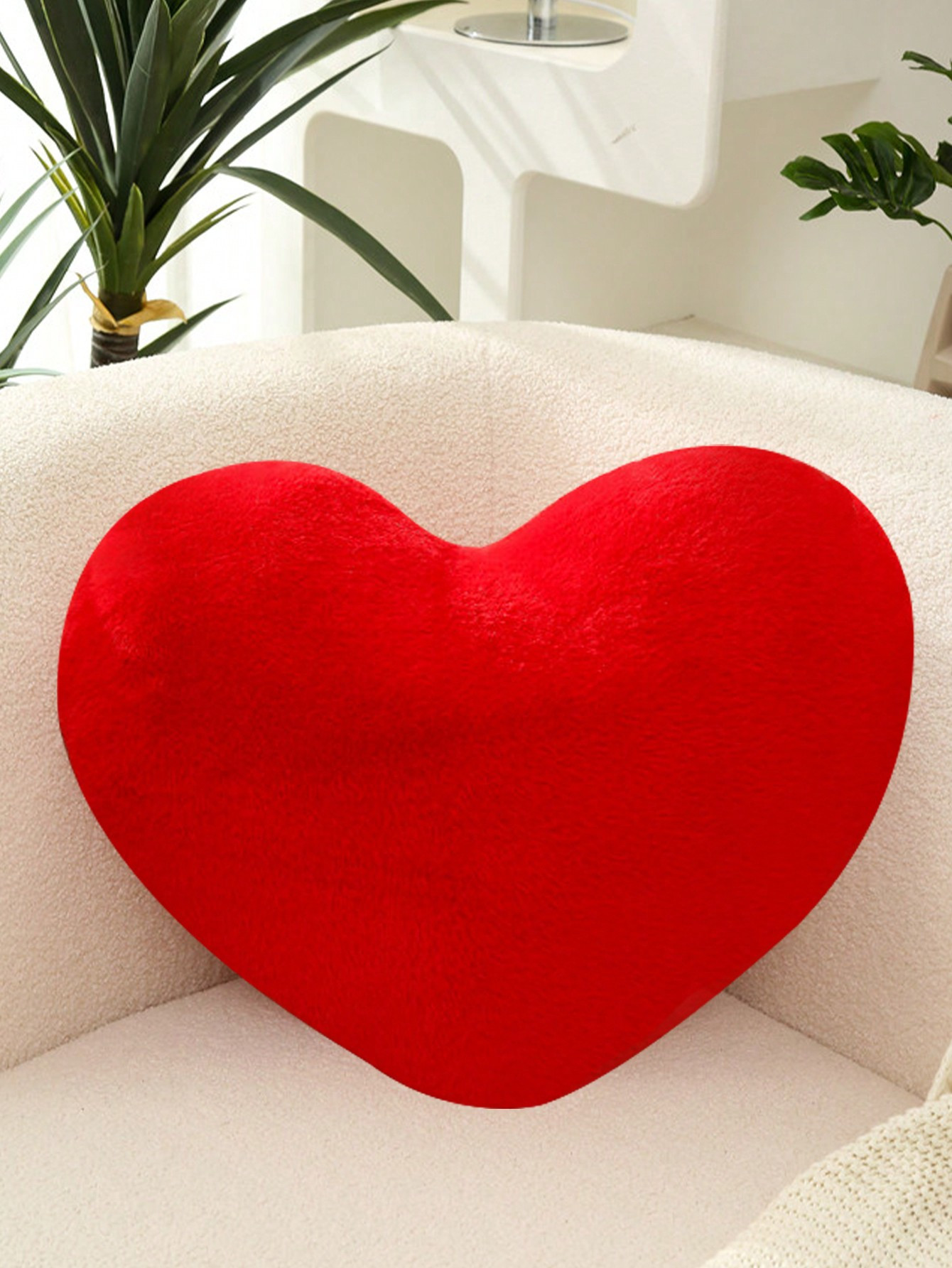 1pc Plush Heart Shaped Pillow, Personalized Decoration For Living Room And Bedroom Couch | SHEIN ... | SHEIN