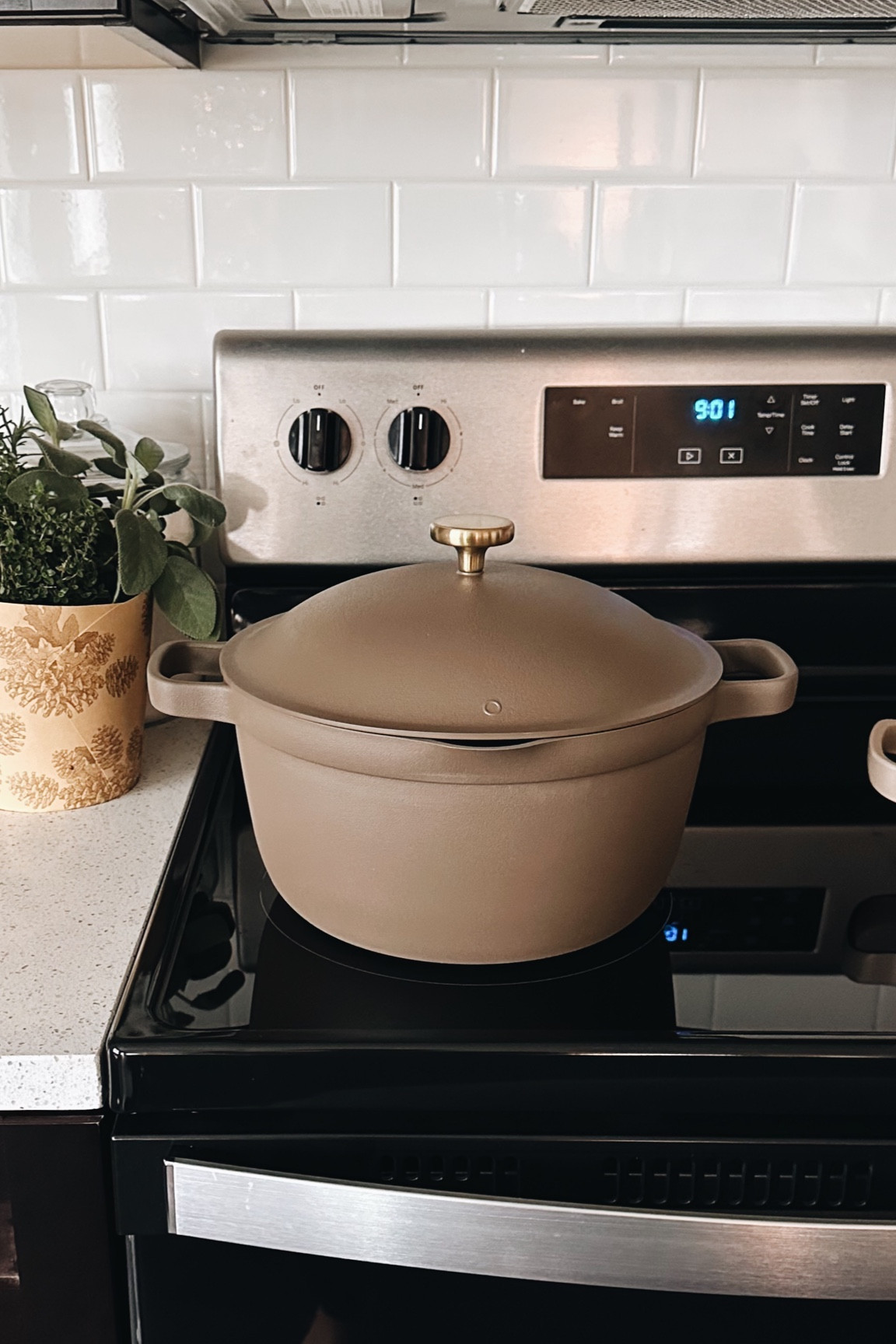 My favorite nontoxic and nonstick pans are on major sale, I’m obsessed with a frying pans, and I just grabbed a perfect pot 🙌🏻

#LTKCyberWeek #LTKhome #LTKSeasonal