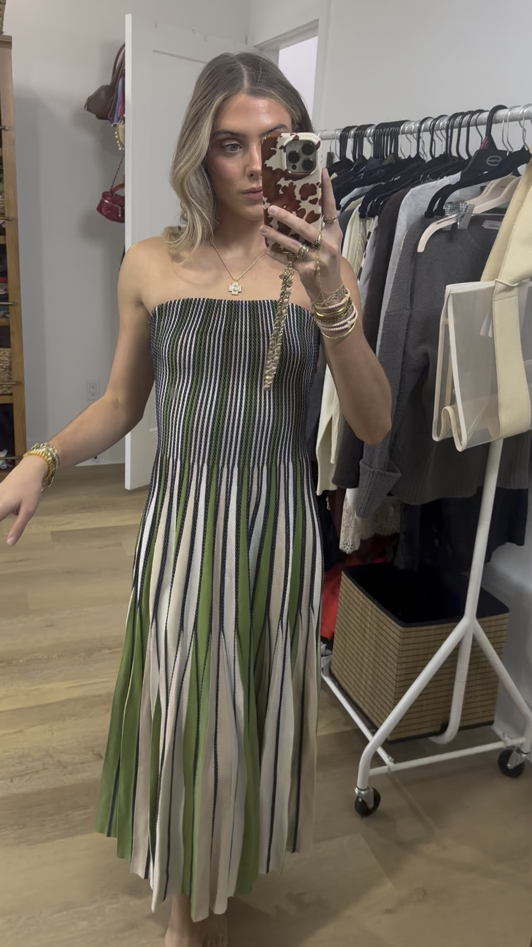 My rent the runway code is “RTRXSVOSEN50” Rent the runway is one of my fav clothing rental services. You can choose your own plan to rent any number of items for any occasion from weddings to work to game day to everything in between. ✨ 

#renttherunway #renttherunwayhaul #renttherunwaytryon #renttherunwayfinds #rtrambassador #rtrhaul #tryonhaul #outfit #ootd #outfitideas #outfitinspo #styleinspo #outfit #fashion #style #outfitoftheday #fashionstyle #outfitinspiration #tryon #outfitideas #currentlywearing #styleinspo #designer #designerfashion #clothingrental

#LTKFindsUnder100 #LTKStyleTip #LTKSaleAlert