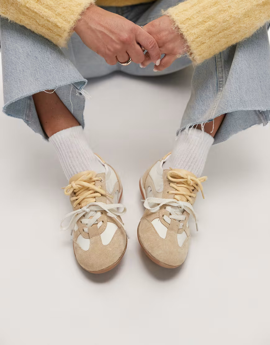 Bronx Park-err leather sneakers with contrast laces in butter yellow | ASOS (Global)