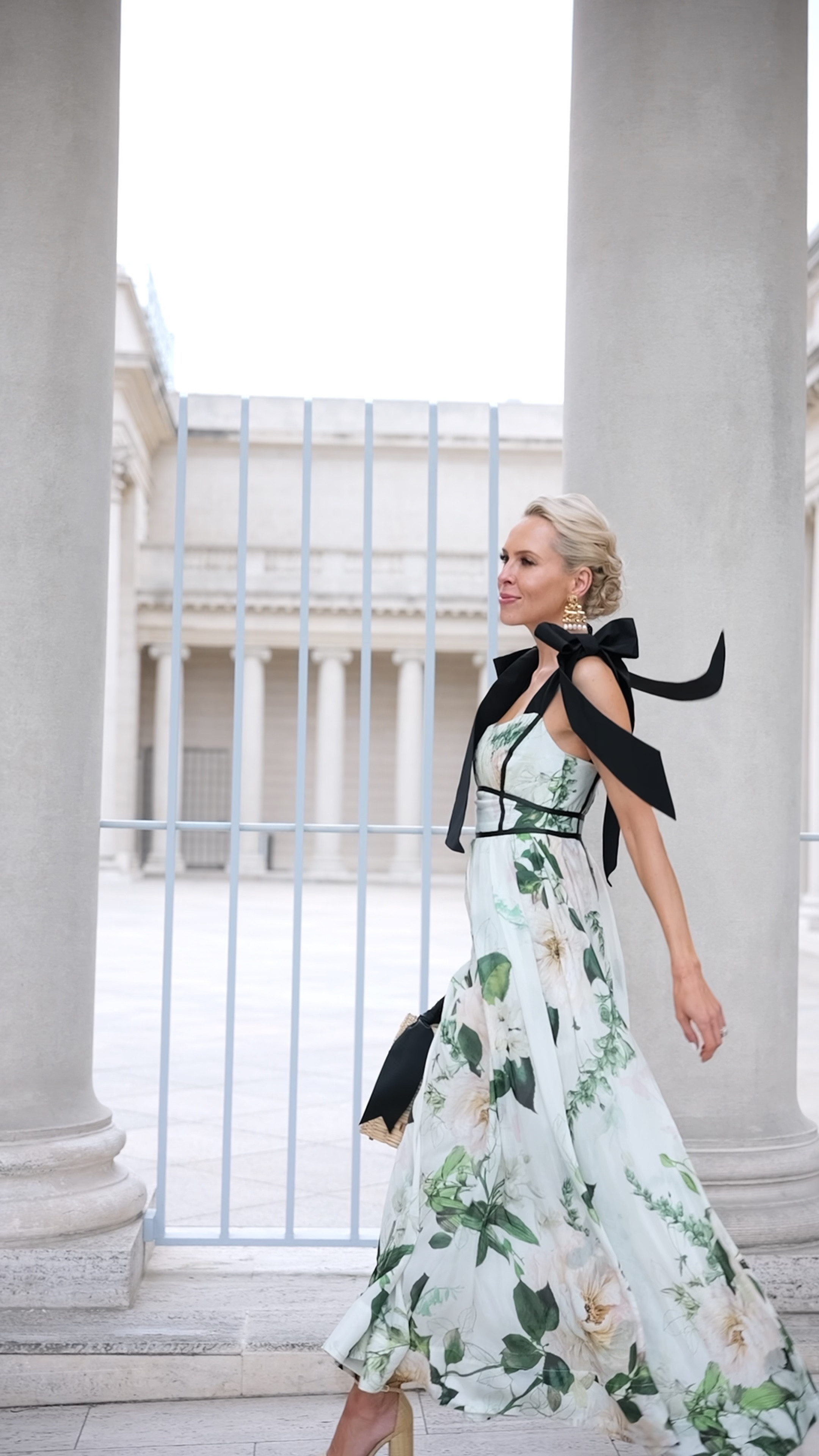 When a dress is the garden party @karen_millen  
Shop this look directly in my @shop.ltk shop and use code VERONICA20 for an additional 20% off sale pieces. #MyKM #ad

#LTKVideo #LTKSaleAlert #LTKWedding