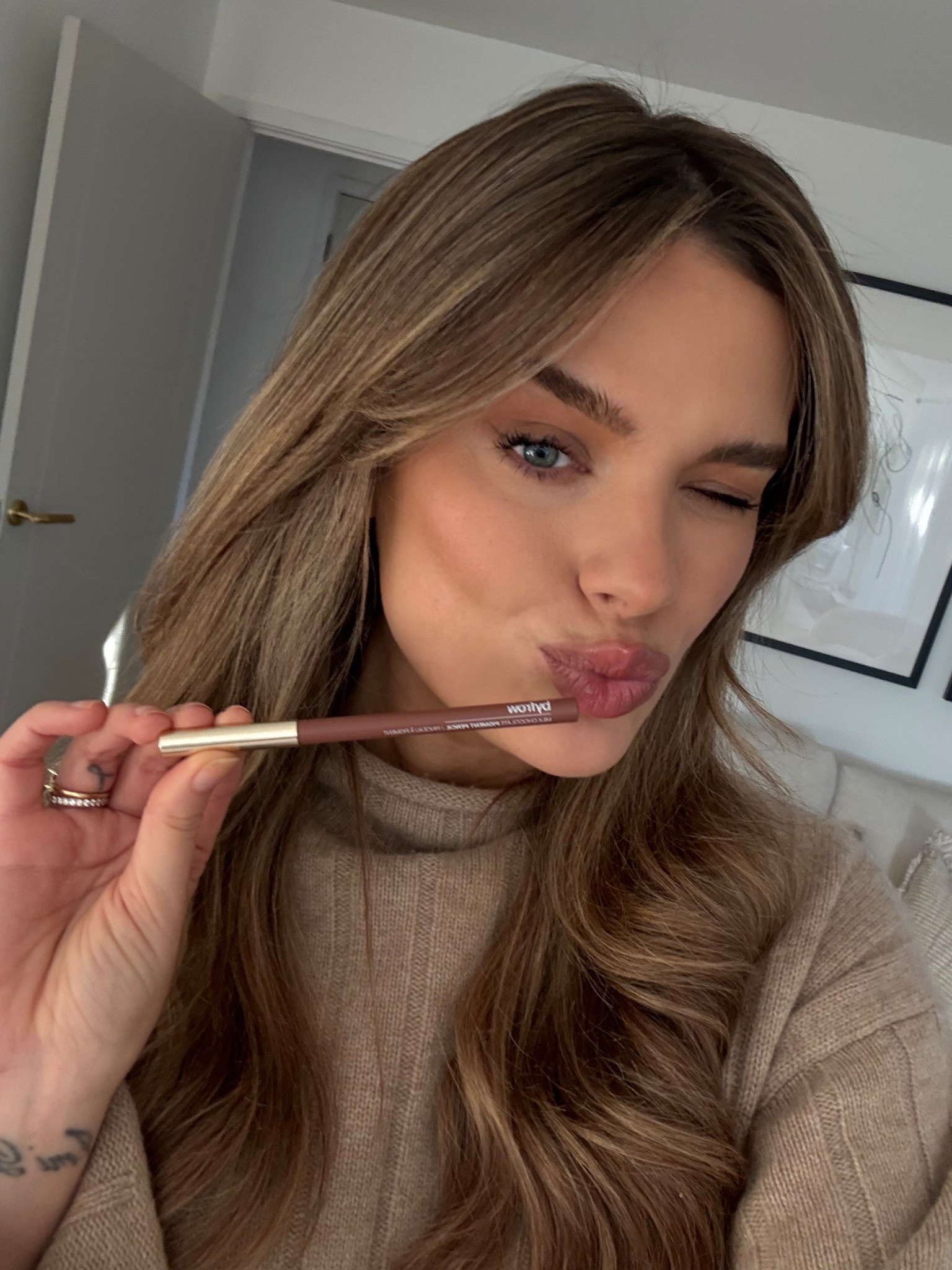 By Frow lip liner shade ‘milk chocolate’ 

#LTKuk #LTKCyberWeek #LTKbeauty