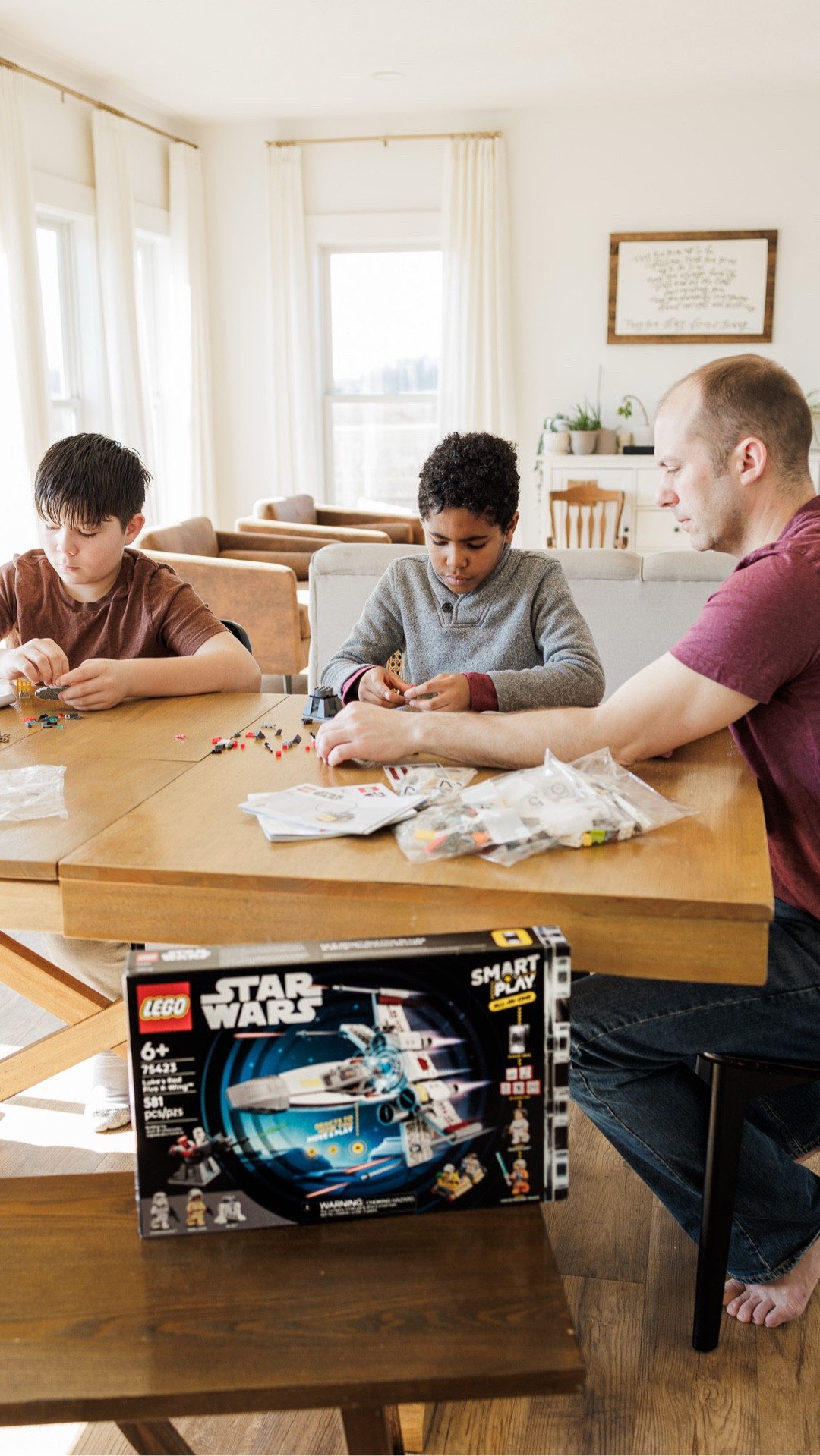 #ad If you have a LEGO® Brick fan in your house, you have to check out their new SMART Play™ sets! The SMART Brick matches up with the SMART Tags and Minifigures to add lights and sounds to play time - it even reacts to movement like spinning and shaking. This is the @lego Luke’s Red Five X-Wing and it includes 5 SMART Tags - my 9 year old is obsessed with the idea that his STAR WARS Galaxy can actually play back. 

Find all the LEGO STAR WARS SMART Play sets at @target 

#TargetPartner #LEGOSMARTPlay #LEGOPartner 


#LTKKids #LTKmomlife #LTKdayinmylife