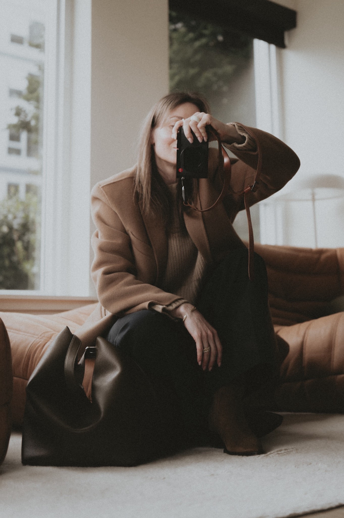 This @Anine Bing blazer is a true forever piece I promise. So glad they restocked and in new colors too! 
Anine Bing Quinn blazer styled with Bottega Veneta sweater + Citizens of Humanity Petra pants (on sale right now @Shopbop  ) + Golden Goose Debbie boots + Toteme belted tote. 

#LTKSeasonal #LTKSpringSale #LTKootd