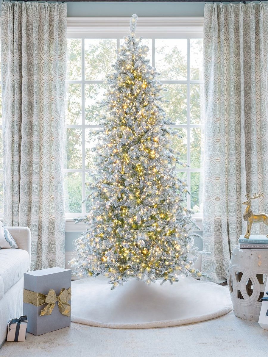 7.5' Queen Flock® Slim Artificial Christmas Tree With 650 Warm White LED Lights | King of Christmas
