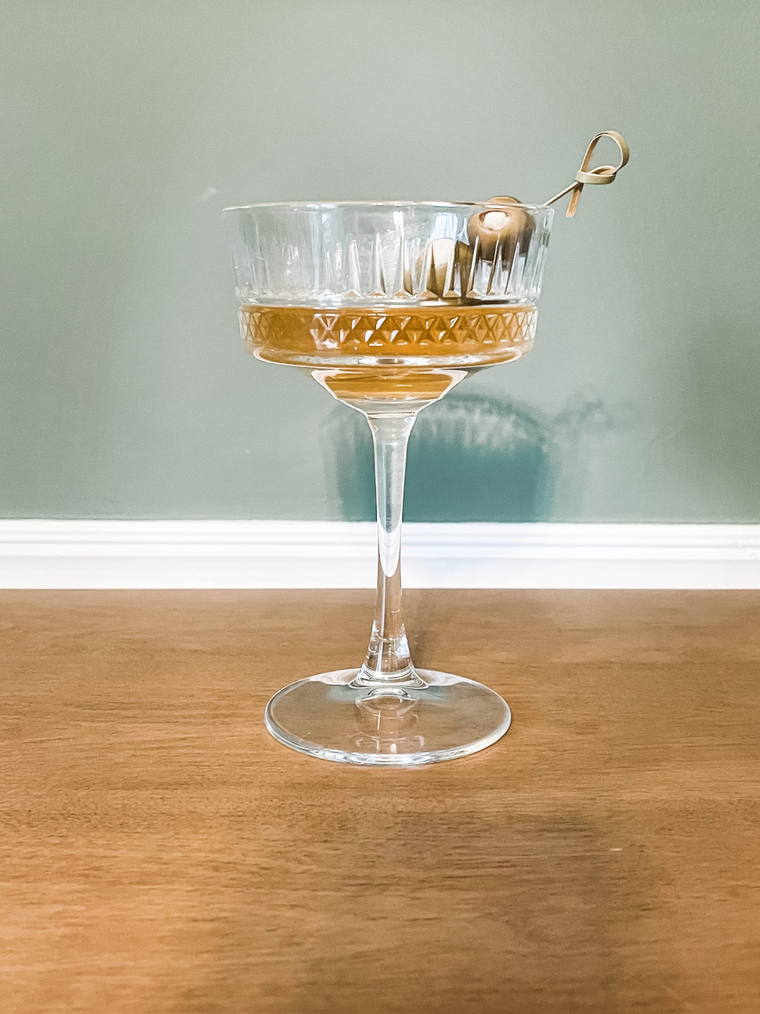 Filthy martini night! 🍸🫒

#martiniglass #dirtymartini #martiniaccessories #olivejuice #shaker #bluecheeseolives 

#LTKunder50 #LTKhome #LTKstyletip