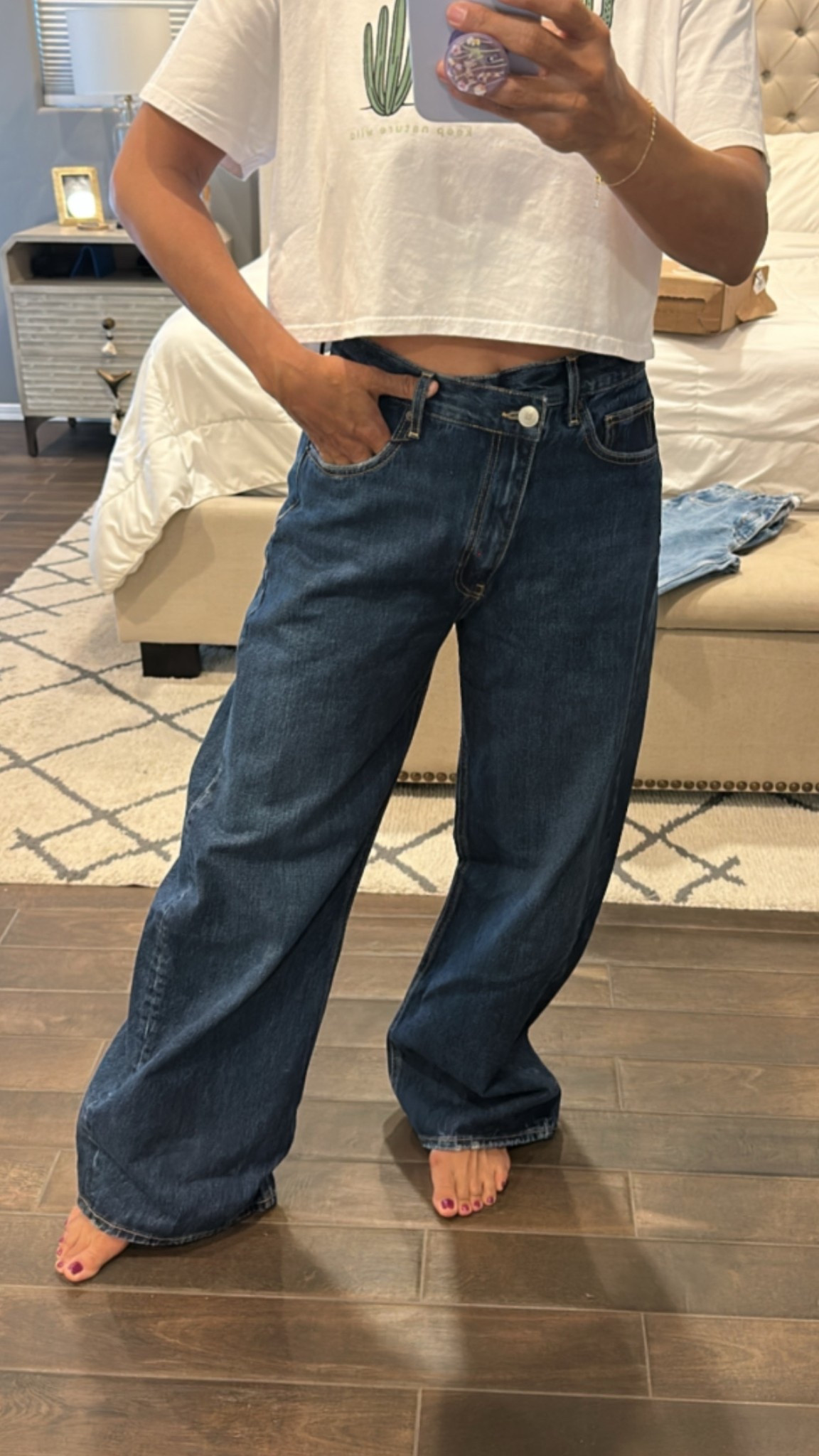 Zara mid rise, baggy, front crossover jeans

#LTKWorkwear #LTKStyleTip #LTKFindsUnder100