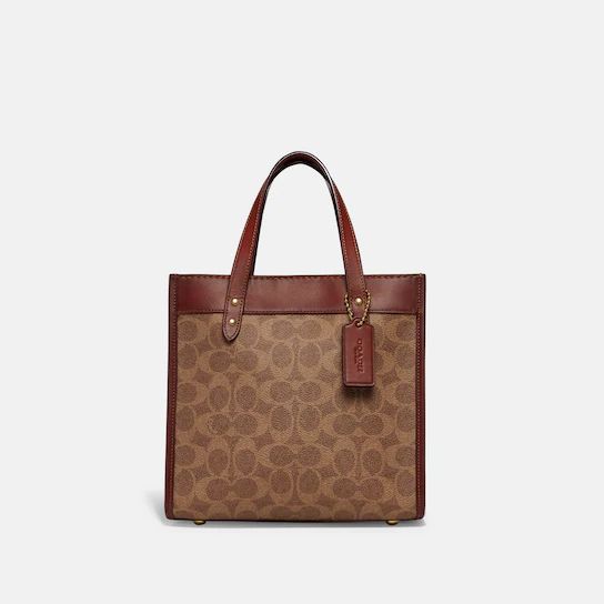 Field Tote 22 In Signature Canvas With Horse And Carriage Print | Coach (US)