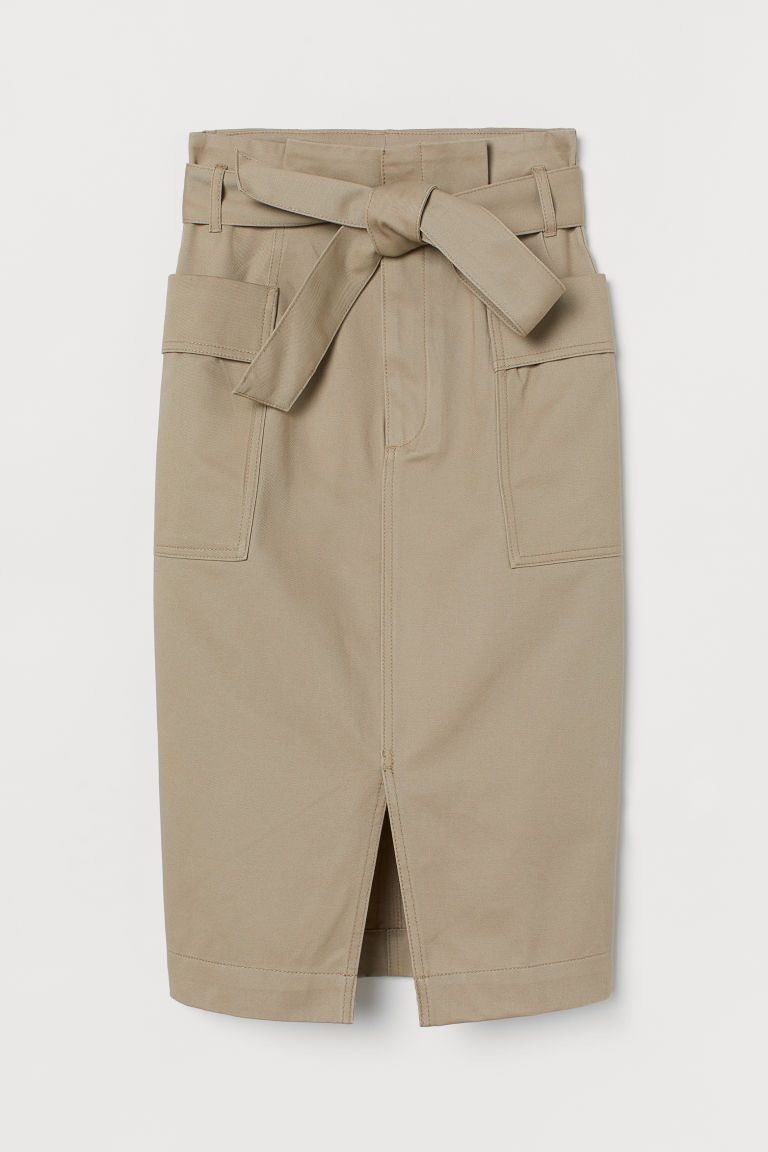 Straight-cut skirt in thick cotton twill. High paper-bag waist, zip fly with concealed hook-and-e... | H&M (US)