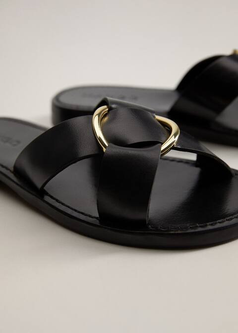 Buckle leather sandals | MANGO (UK)