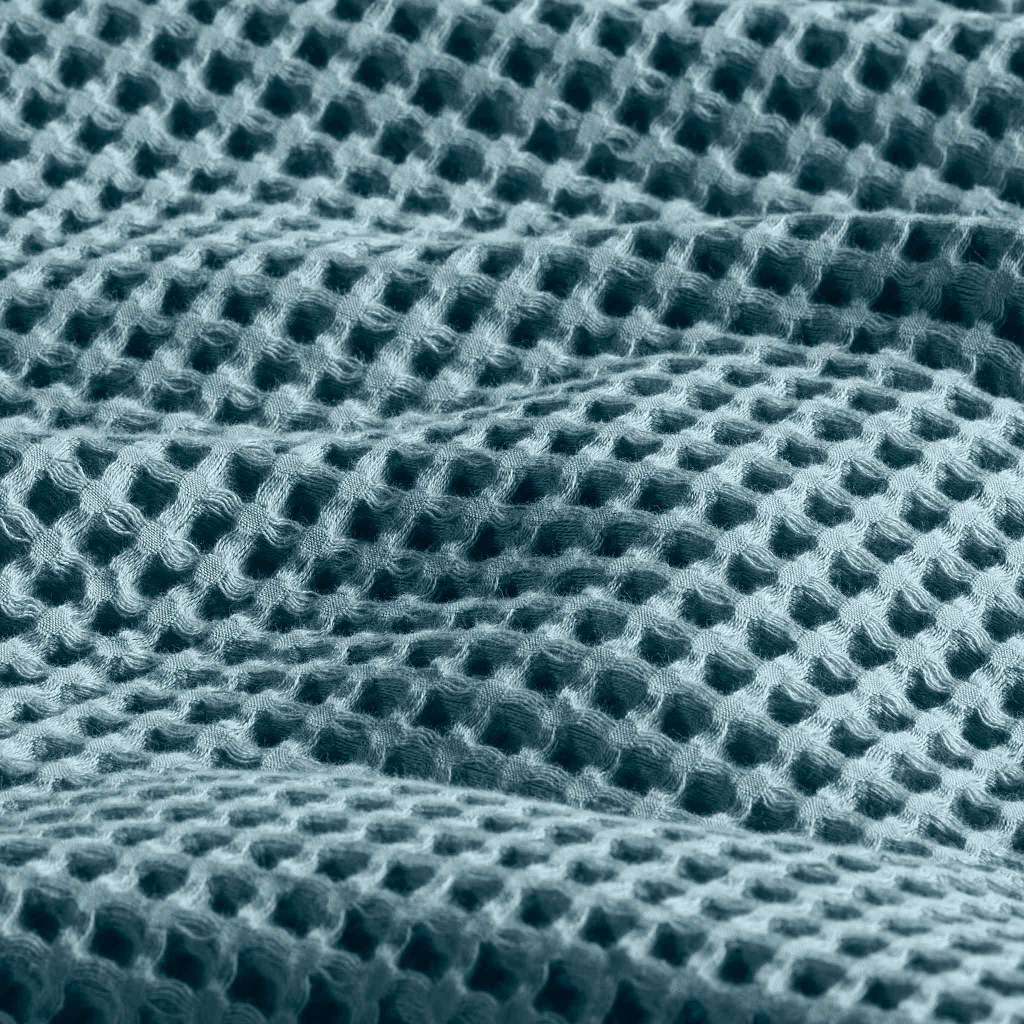 Brooklinen Dreamweave Waffle 4-Piece Bath Towel Bundle in Storm and Abyss | Brooklinen