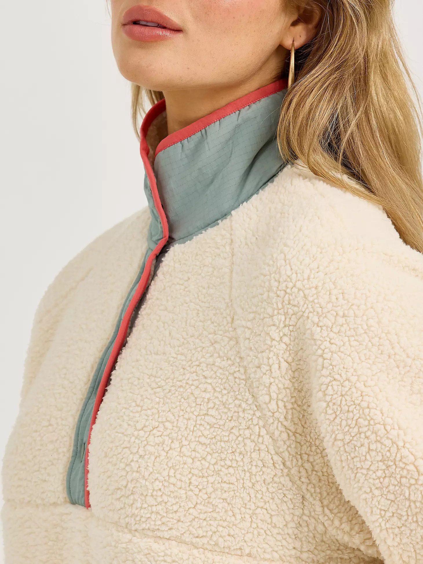 Women's Wrangler Retro® Half-Snap Sherpa Pullover | Wrangler