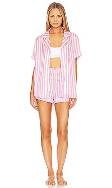 Slumber Pj Set
                    
                    Show Me Your Mumu | Revolve Clothing (Global)
