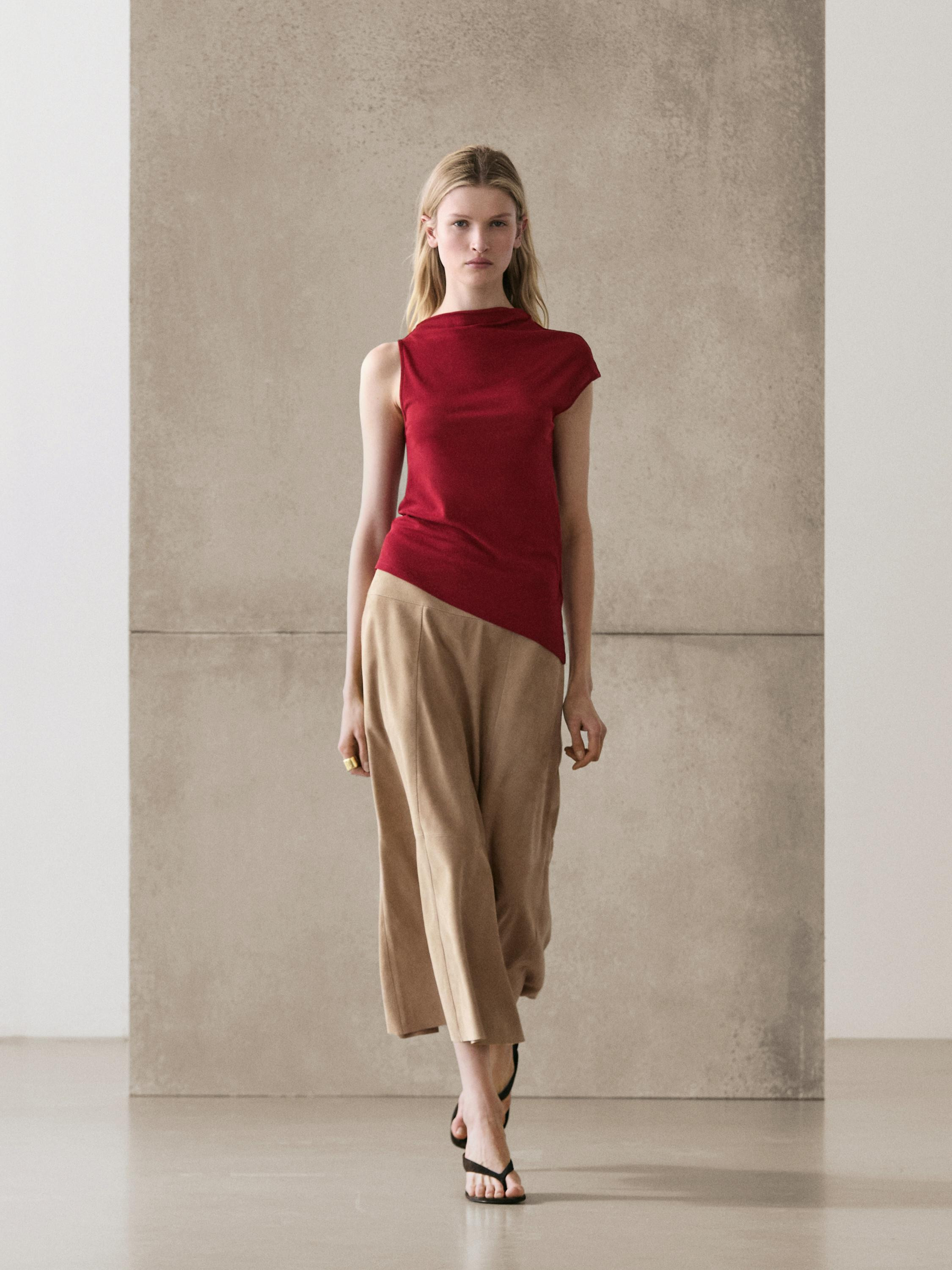 100% cotton top with asymmetric detail | Massimo Dutti US