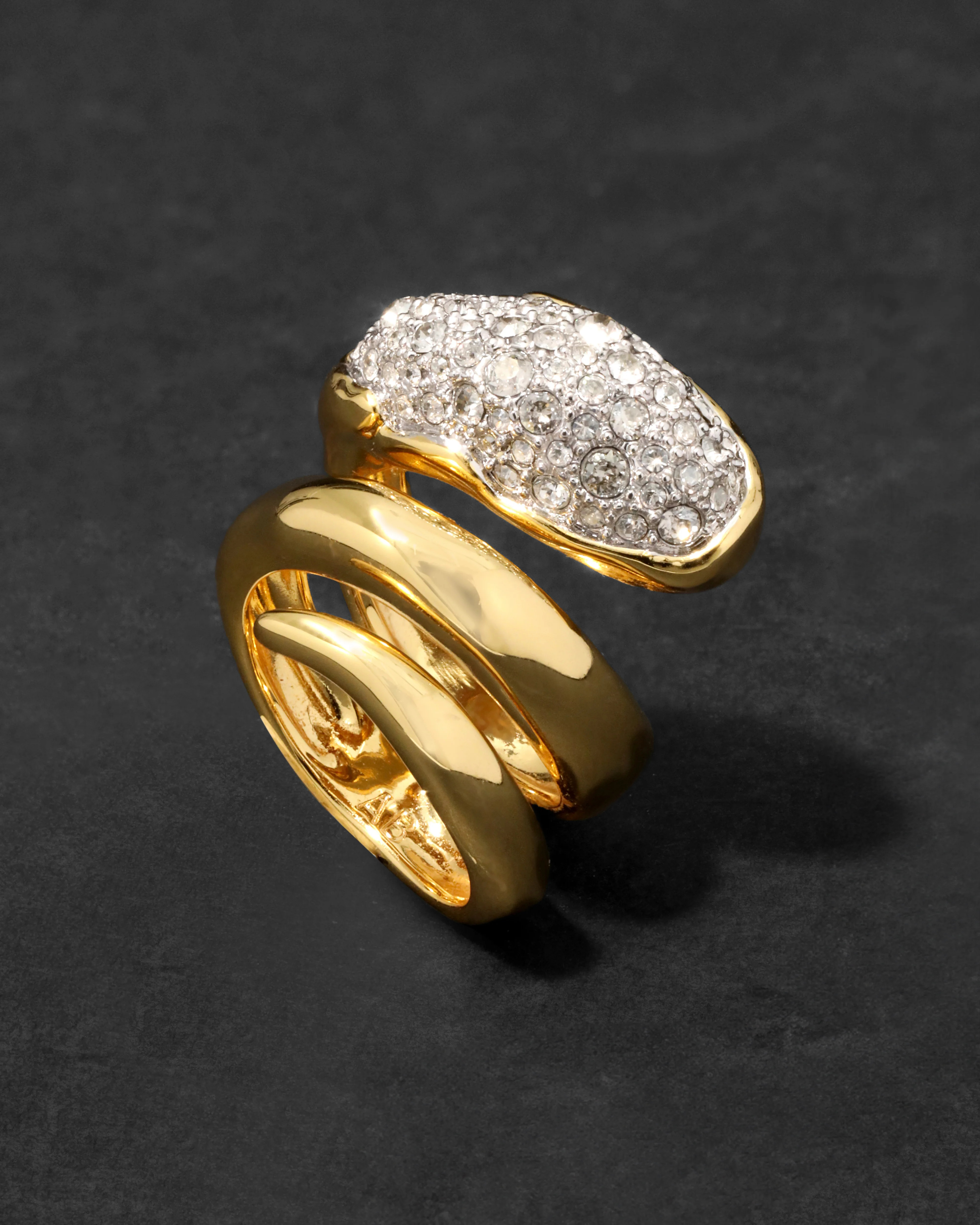 Solanales Crystal Coiled Pebble Ring | Alexis Bittar