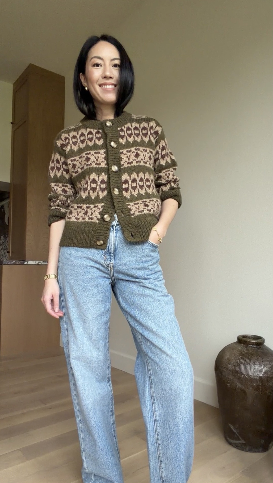 Fair isle sweater and $79 jeans. These sweaters feel so cozy and modern right now.

#classicstyle
#winterjeans
#lightwashjeans
#winteroutfit
#holidayoutfit

#LTKootd #LTKSeasonal #LTKFindsUnder100