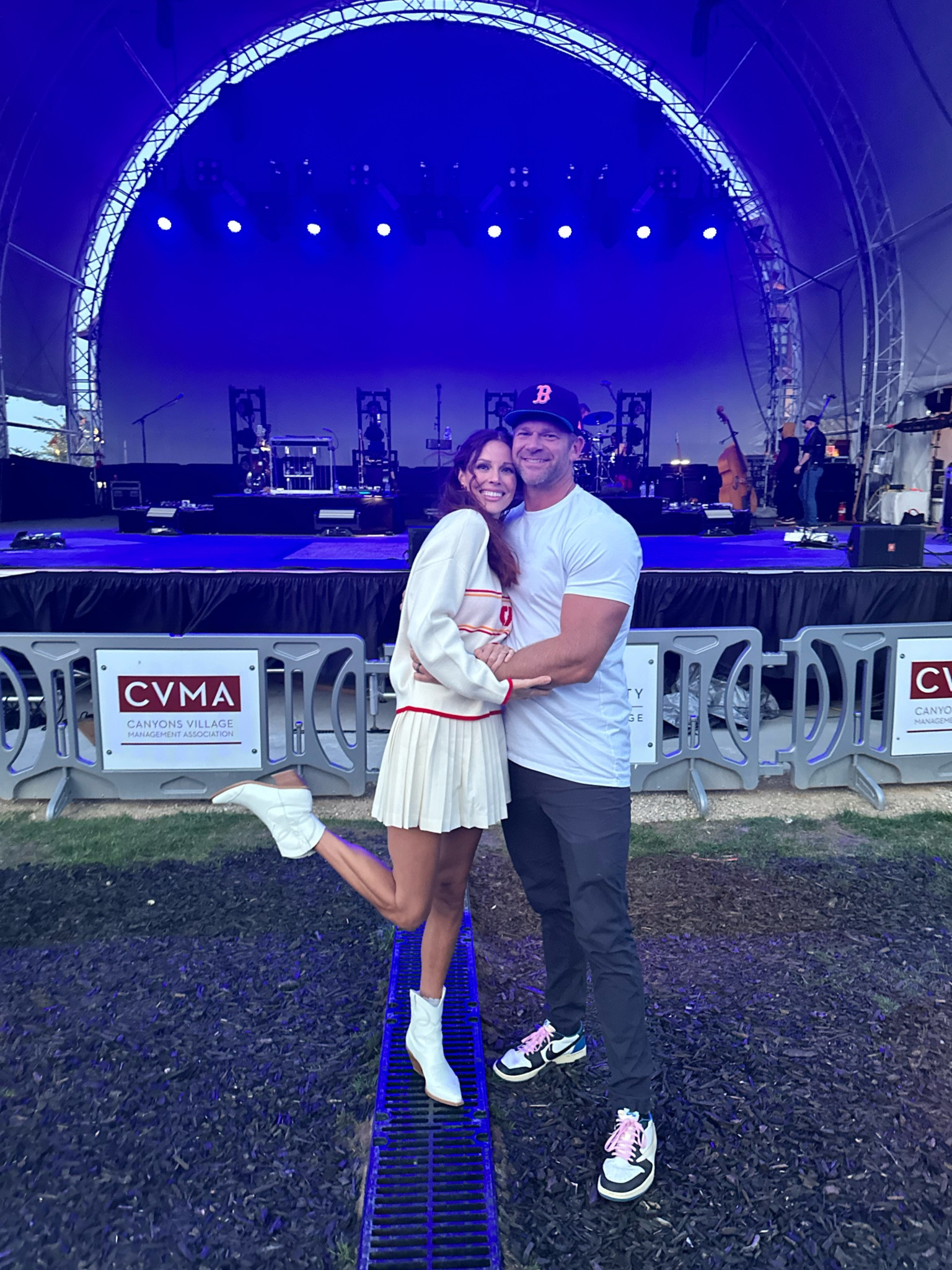 What I’m wearing is on sale! 

#LTKSeasonal #LTKFallSale #LTKStyleTip