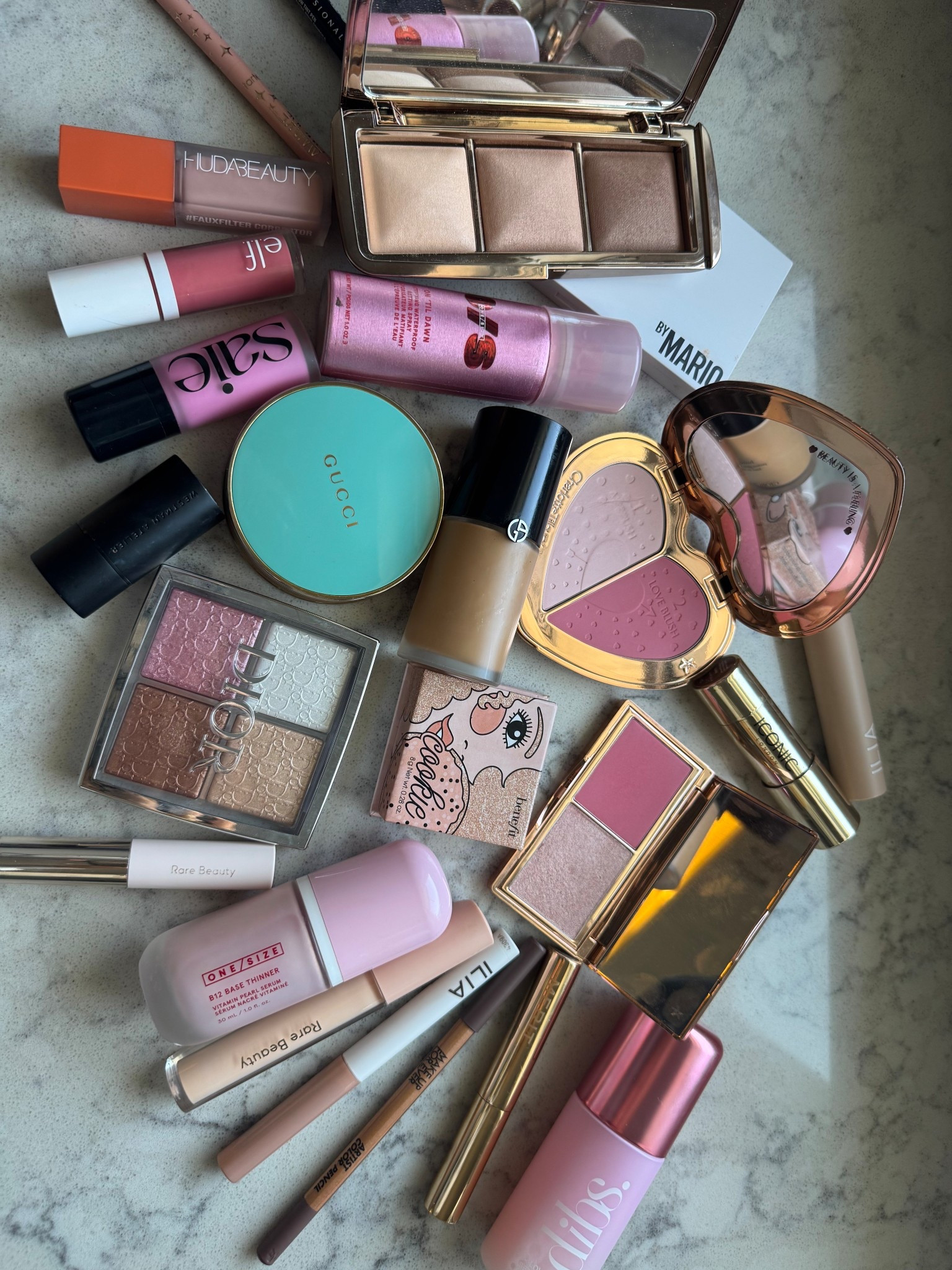 This is everything I used for my makeup for the comedy show 🤌🏽

Pillow talk palette: flawless pink 
Hourglass palette: ambient volume 2
Dior palette: 001 universal 
Gucci bronzer: #3
Huda color corrector: cherry blossom 
Iconic London: curve
Rare beauty: light medium 
Ilia: Beam
Saie blush: 
Elf blush: cheeky lychee 
Westman Altelier: Truffle 
Merit eyebrow: light brown
MUFE liner: endless cacao
NYX: ash brown 
Mario palette: master mattes the neutrals

Use code LOLAMARIE to shop DIBS 


#LTKSaleAlert #LTKGiftGuide #LTKBeauty