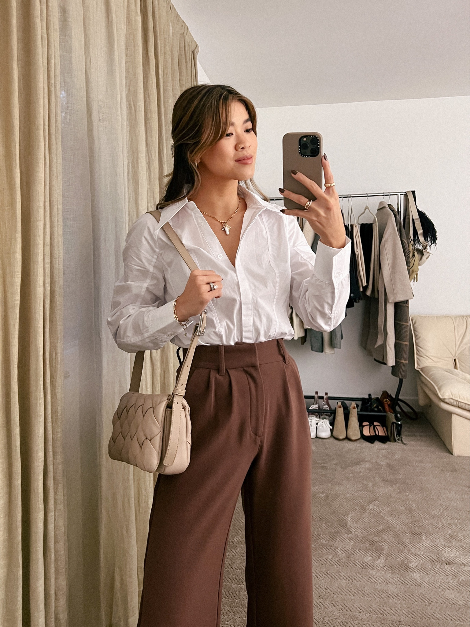 Revolve White Button-Up Bodysuit and Abercrombie Brown Tailored Pants with Petal & Pup Gold Heels!

Top: XXS/XS
Bottoms: 00/0
Shoes: 6

#fall
#fallfashion
#falloutfits
#fallstyle
#winter
#winterfashion
#winteroutfits
#winterstyle
#thanksgivingoutfit
#holidayoutfit
#revolve
#abercrombie
#petalandpup



#LTKHoliday #LTKworkwear #LTKSeasonal