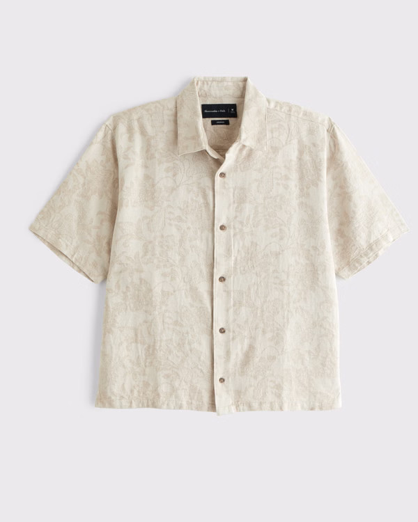 Men's Short-Sleeve Cropped Jacquard Button-Up Shirt | Men's Tops | Abercrombie.com | Abercrombie & Fitch (US)
