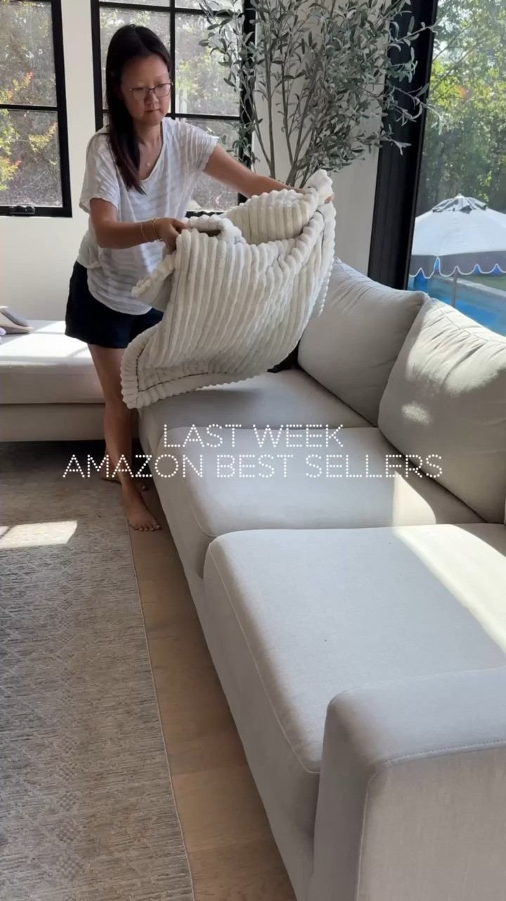 Last week Amazon best sellers

pet couch cover, retractable wall charger, multi purpose, stain remover, shoe protectant, makeup brush cleaner, suction cup hooks 

 #LTKHome #LTKSaleAlert #LTKFindsUnder100