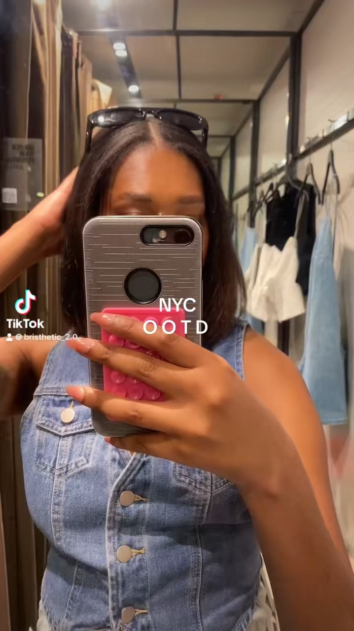 NYC day 3 ootd | denim vest from fashion nova 

#LTKFindsUnder50 #LTKSeasonal #LTKStyleTip