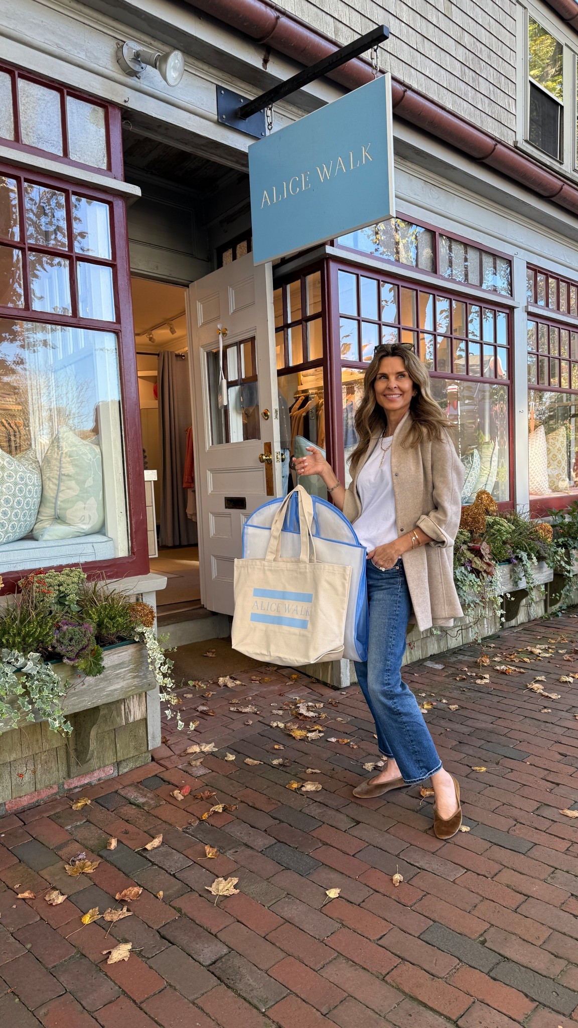 -Alice Walk swing Cost sz S 
-Jean TTS I’m 5’6”
-cashmere sweaters sz XS 

#LTKStyleTip #LTKSeasonal #LTKTravel