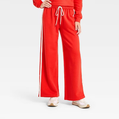 Women's Mid-Rise Straight Leg Track Sweatpants - Universal Thread™ | Target