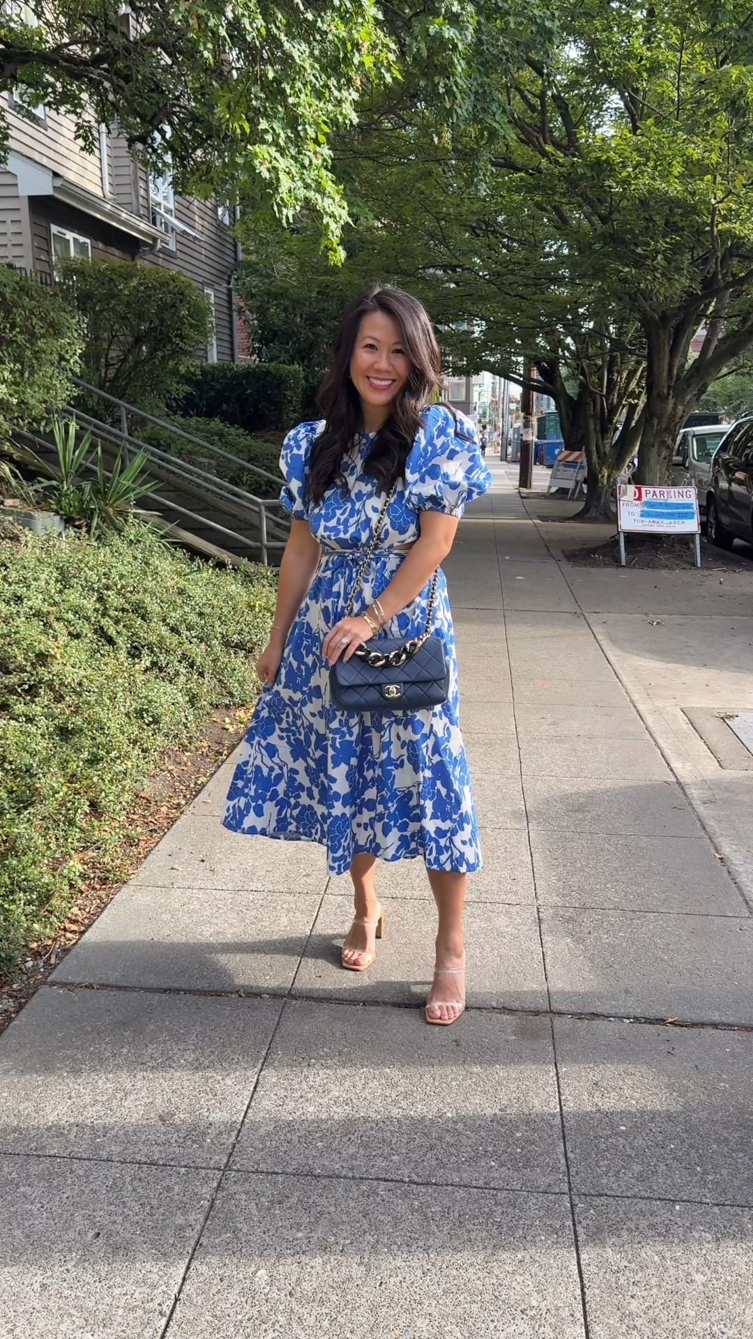 Midi dress
Petite friendly
Puff sleeve


#LTKPetite #LTKFindsUnder100 #LTKOver40