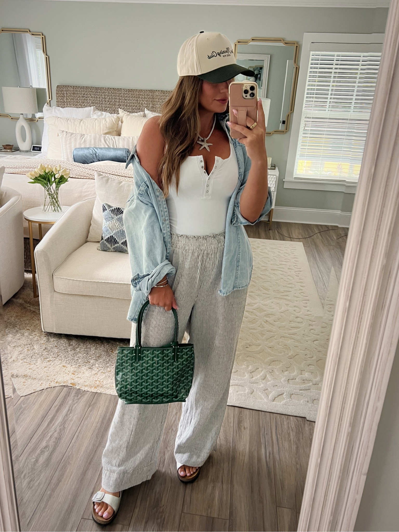 Movie theater chic haha comfy casual outfit for datenight 

#LTKFindsUnder50 #LTKStyleTip