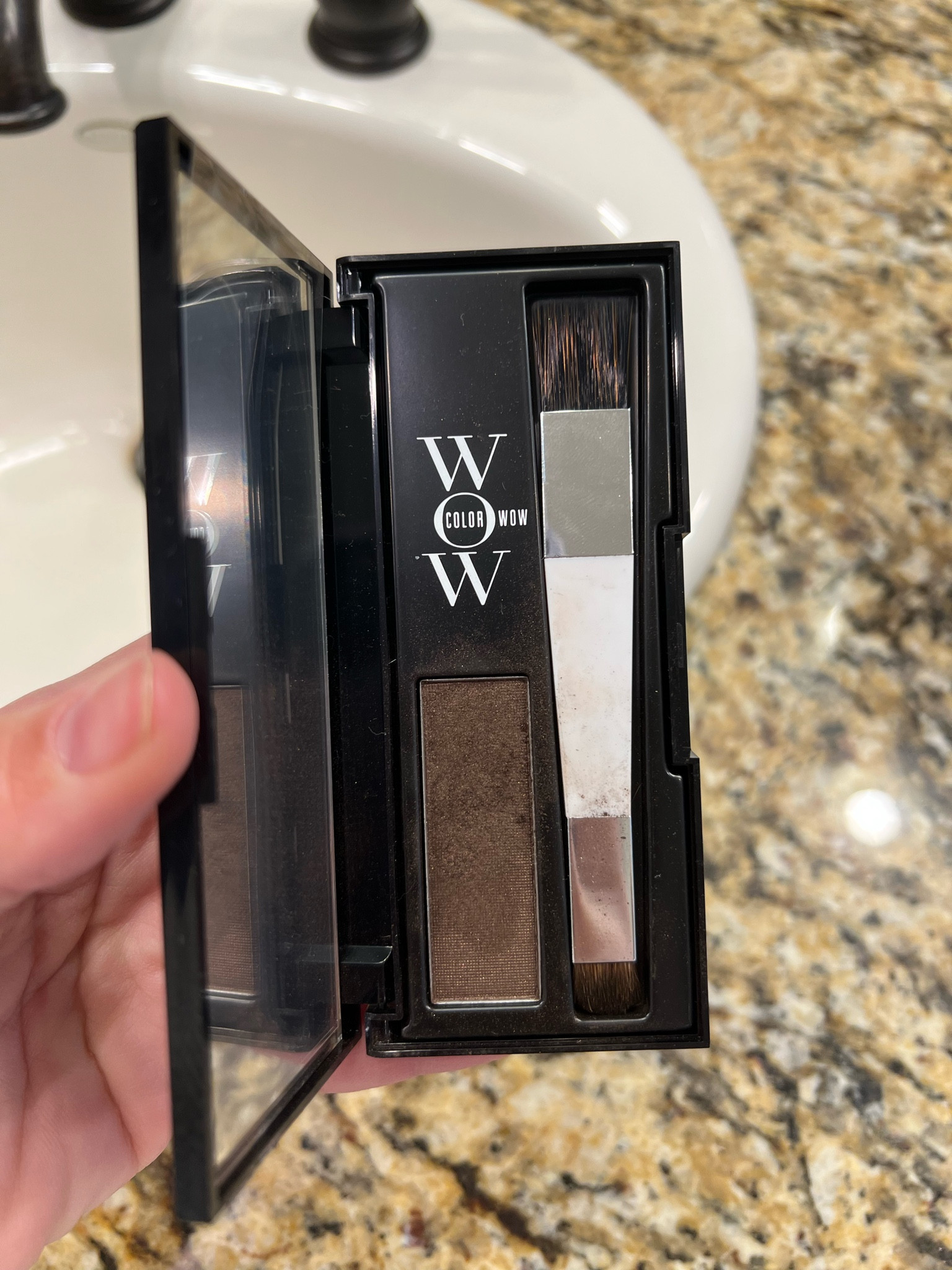 Great root cover up! 

#LTKbeauty #LTKFind #LTKunder50