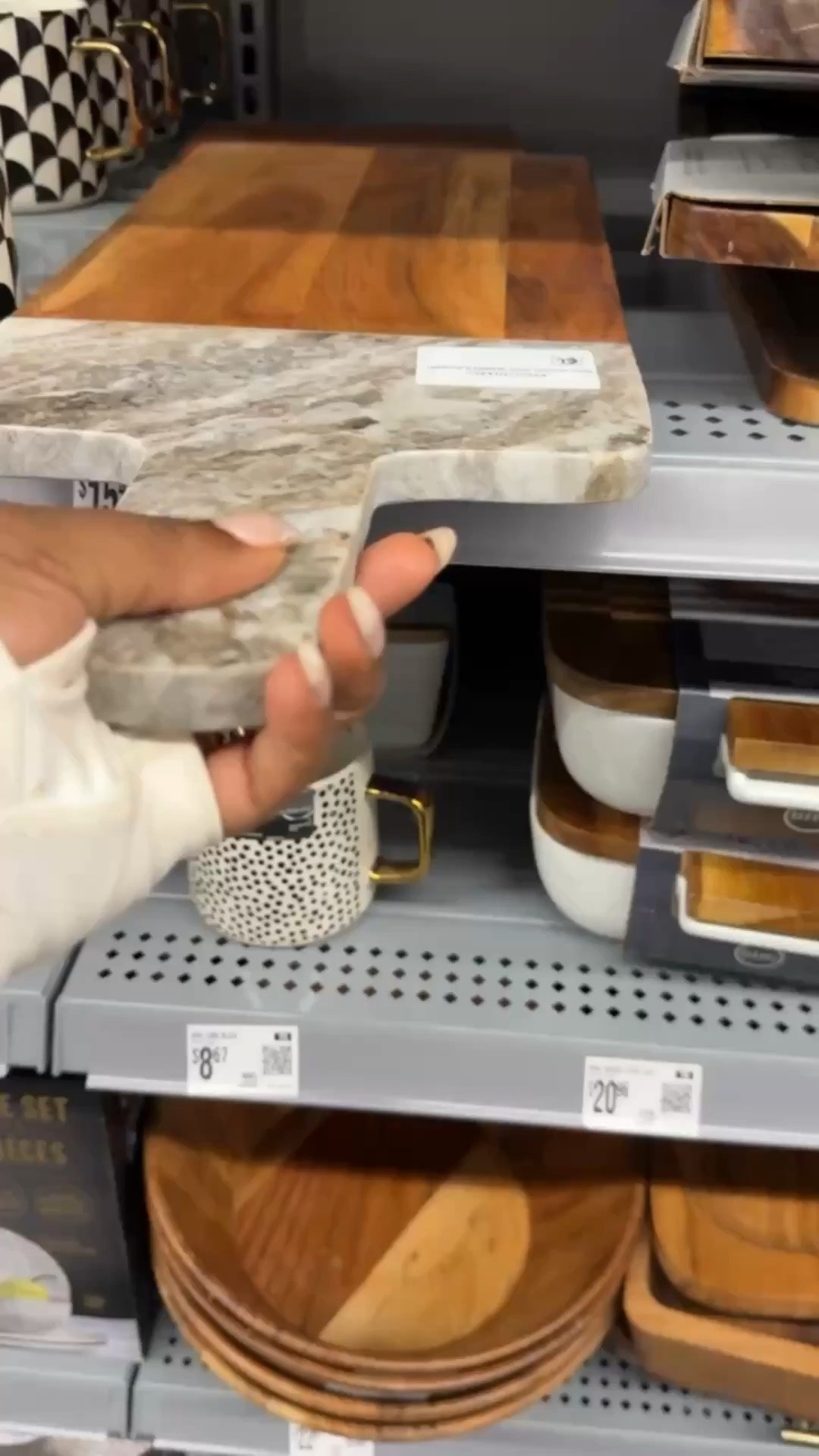 Love when something looks expensive but isn’t. A marble cutting board under $20?!

Kitchen utensils, dinner party, marble cutting board, Walmart home finds, Emmy petit

#LTKHome