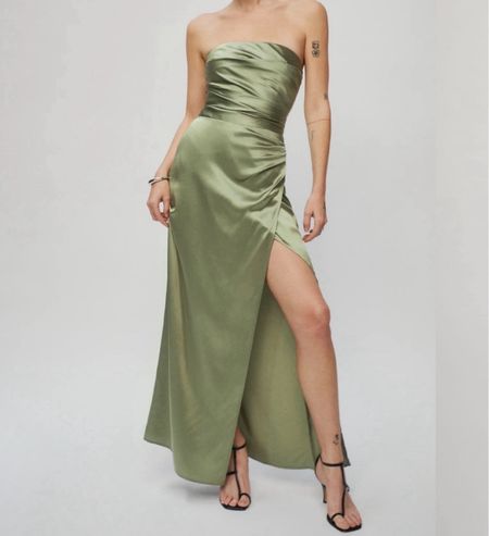 Shopping request — green slip style wedding guest dresses! 

#LTKSpringSale #LTKfindsunder100 #LTKparties