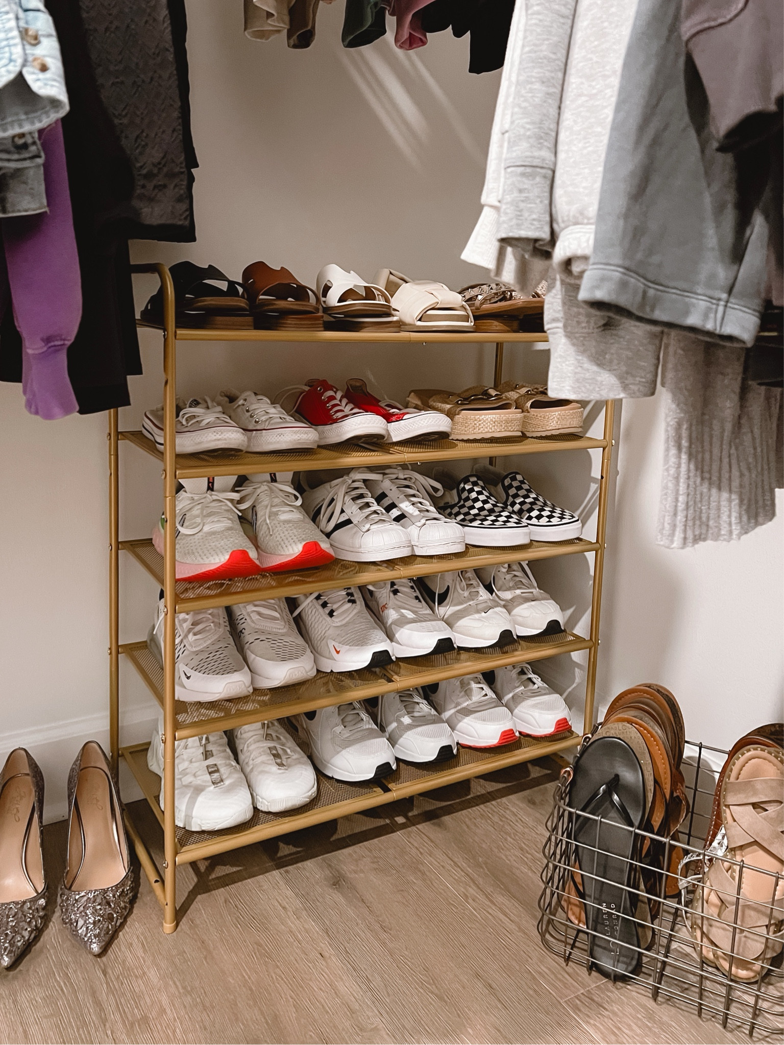 Shoe rack, shoe storage, stackable shoe rack, closet organization, closet storage, home organization 



#amazon 

#LTKHome