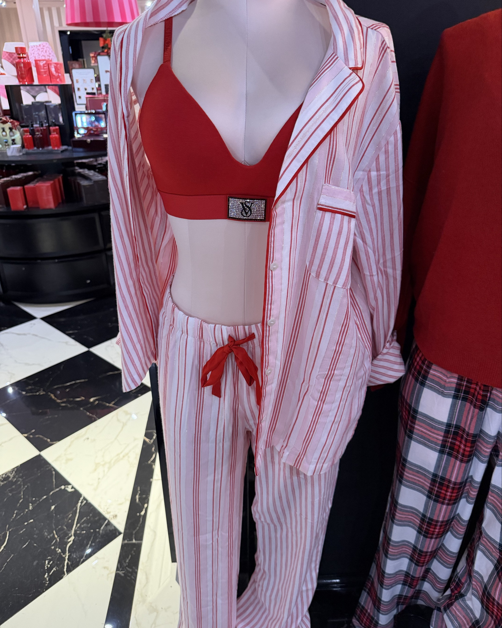 So in love with these Christmas pajamas 

#LTKHoliday #LTKGiftGuide #LTKSeasonal