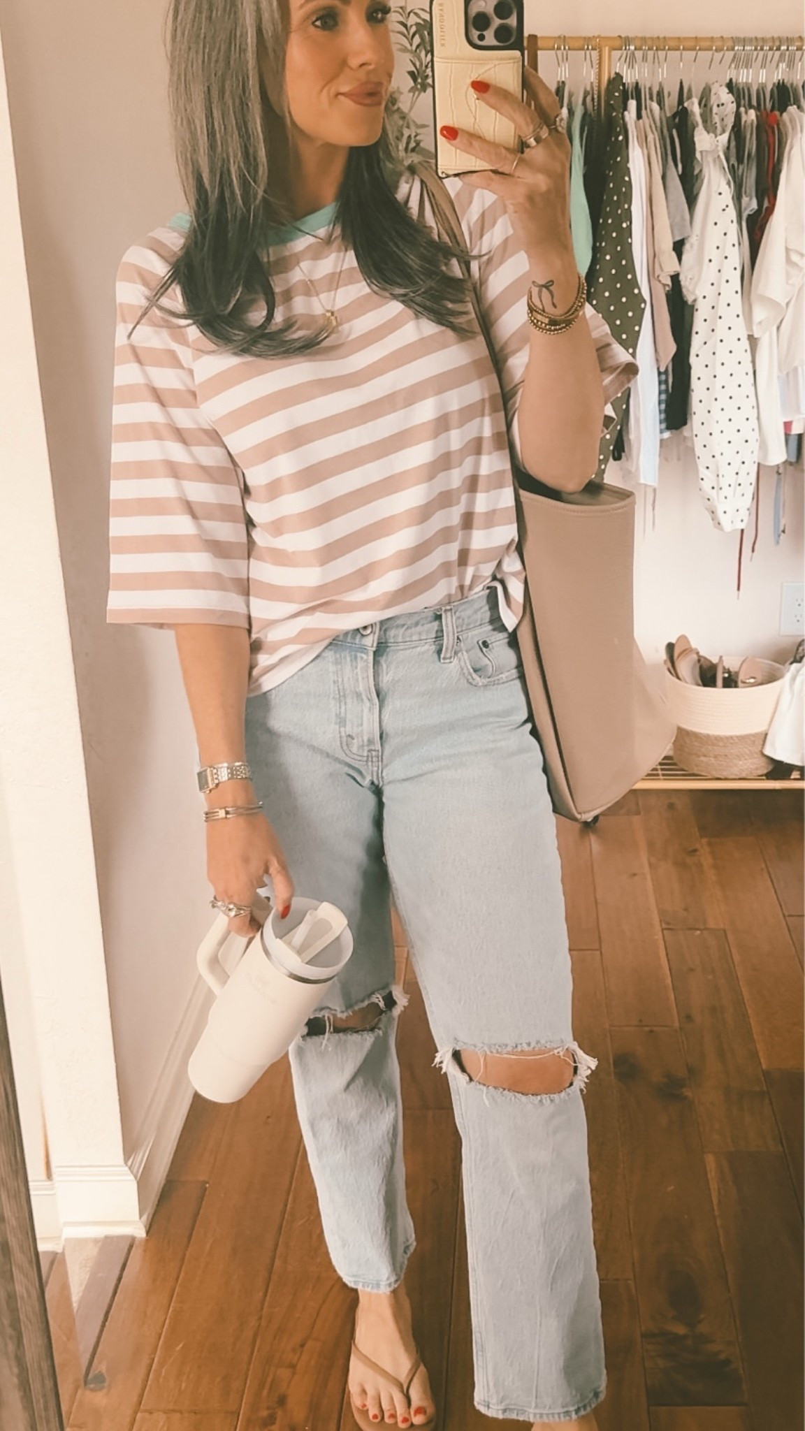 Small in the top, boxy and oversized 
Sized up one in the jeans in a 28, they’re very comfortable! #outfitidea #abercrombiedenim #abercrombiejeans #summerstyle #ootd #momstyle

#LTKootd #LTKmomlife #LTKOver40