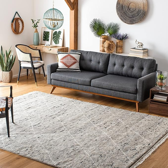 SAFAVIEH Casablanca Collection Area Rug - 9' x 12', Grey & Ivory, Hand-Knotted Moroccan Trellis T... | Amazon (US)