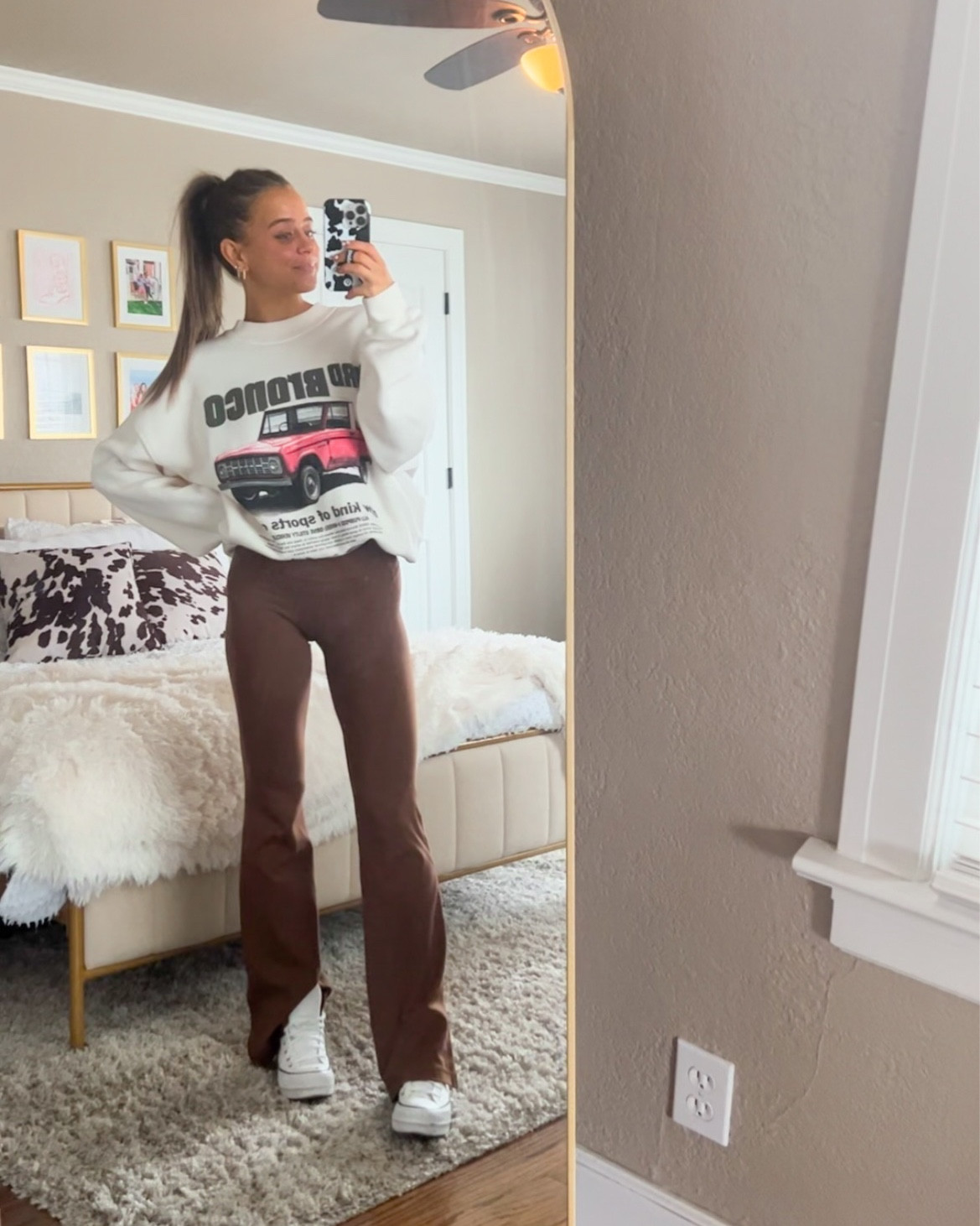 Comfy class wear // daily wear // sweatshirts
(Crewneck size small, oversized fit)

#LTKU #LTKHoliday #LTKGiftGuide