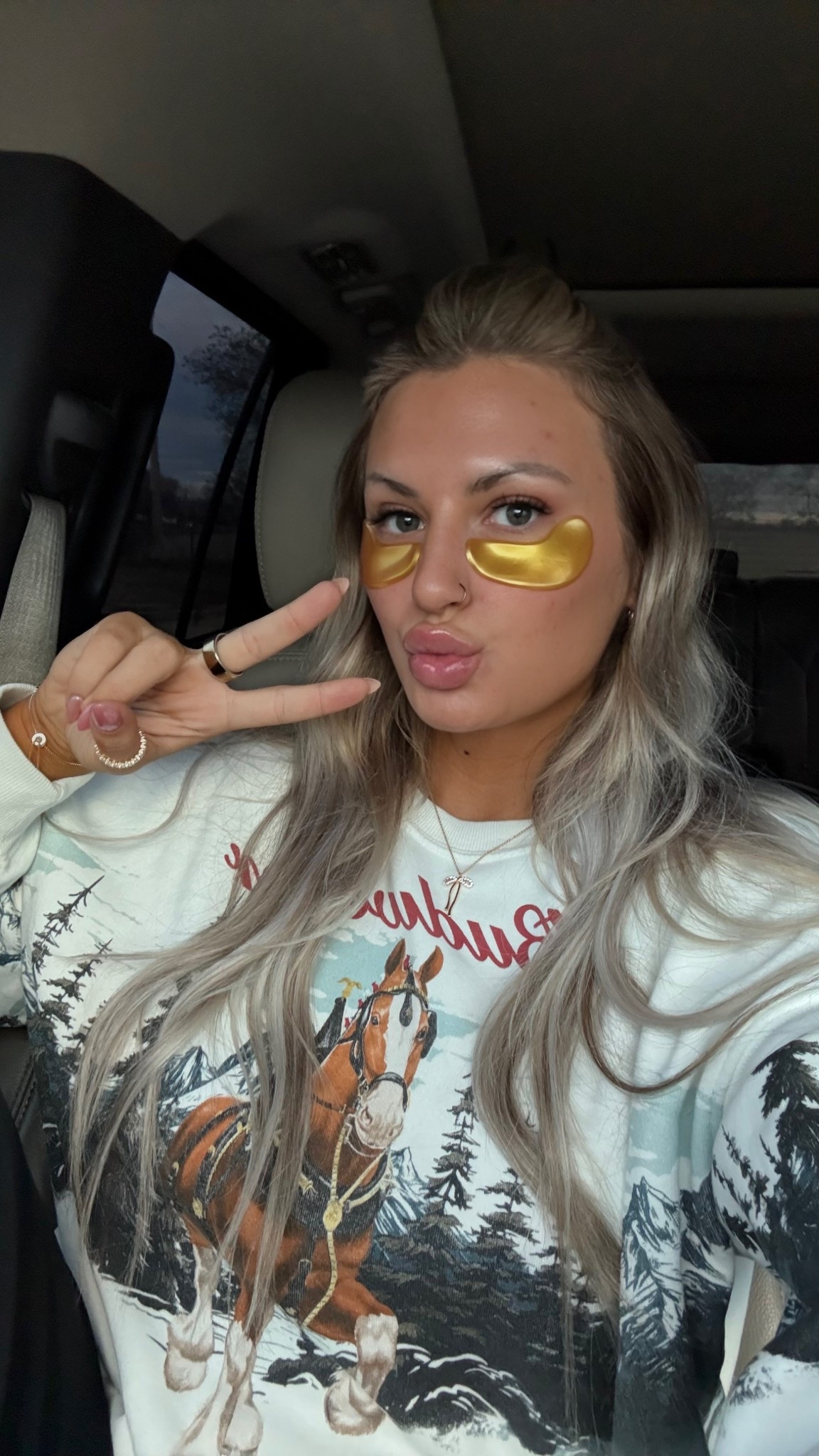 Happy Wednesday!! 😃

#LTKmorningroutine #LTKBeauty #LTKSeasonal