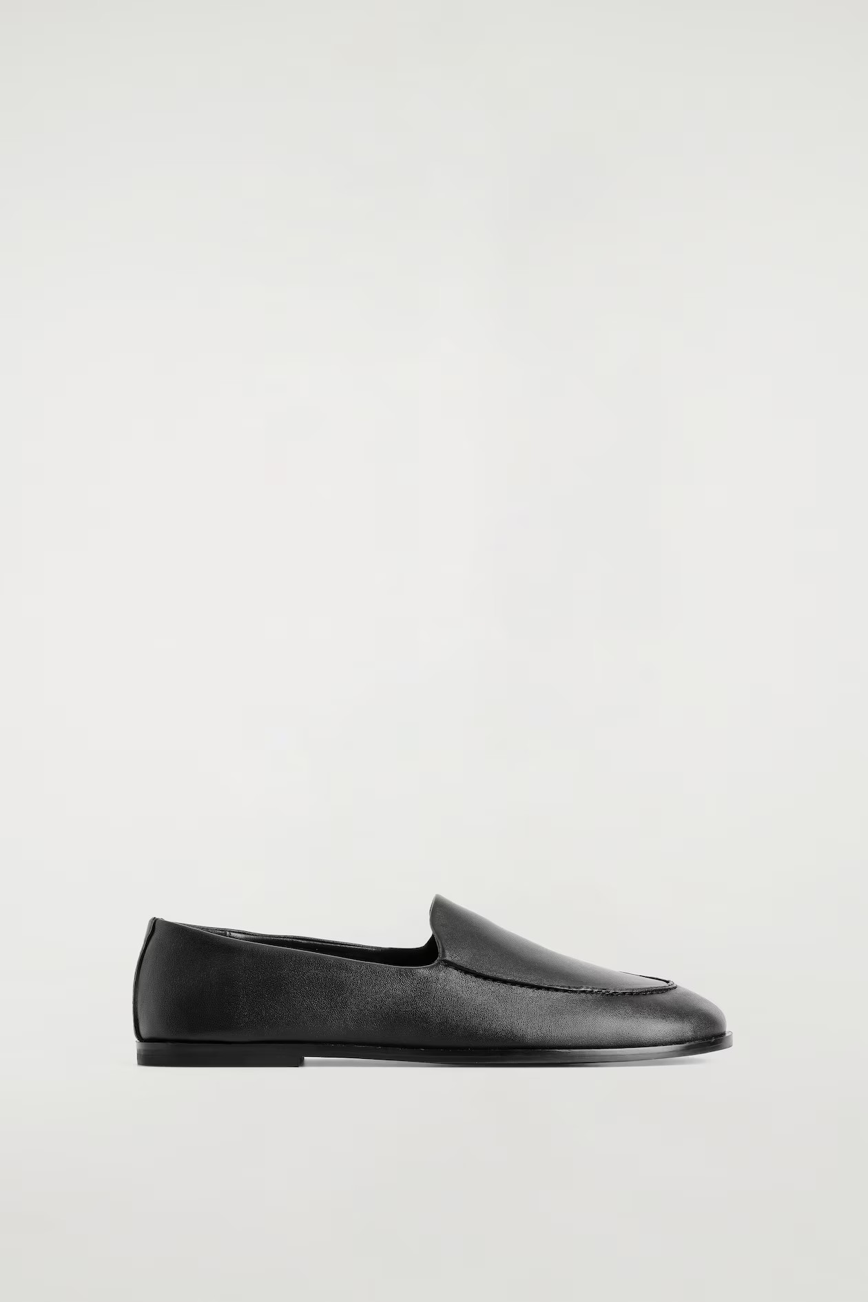 CLASSIC LEATHER LOAFERS - BLACK | COS GB | COS UK