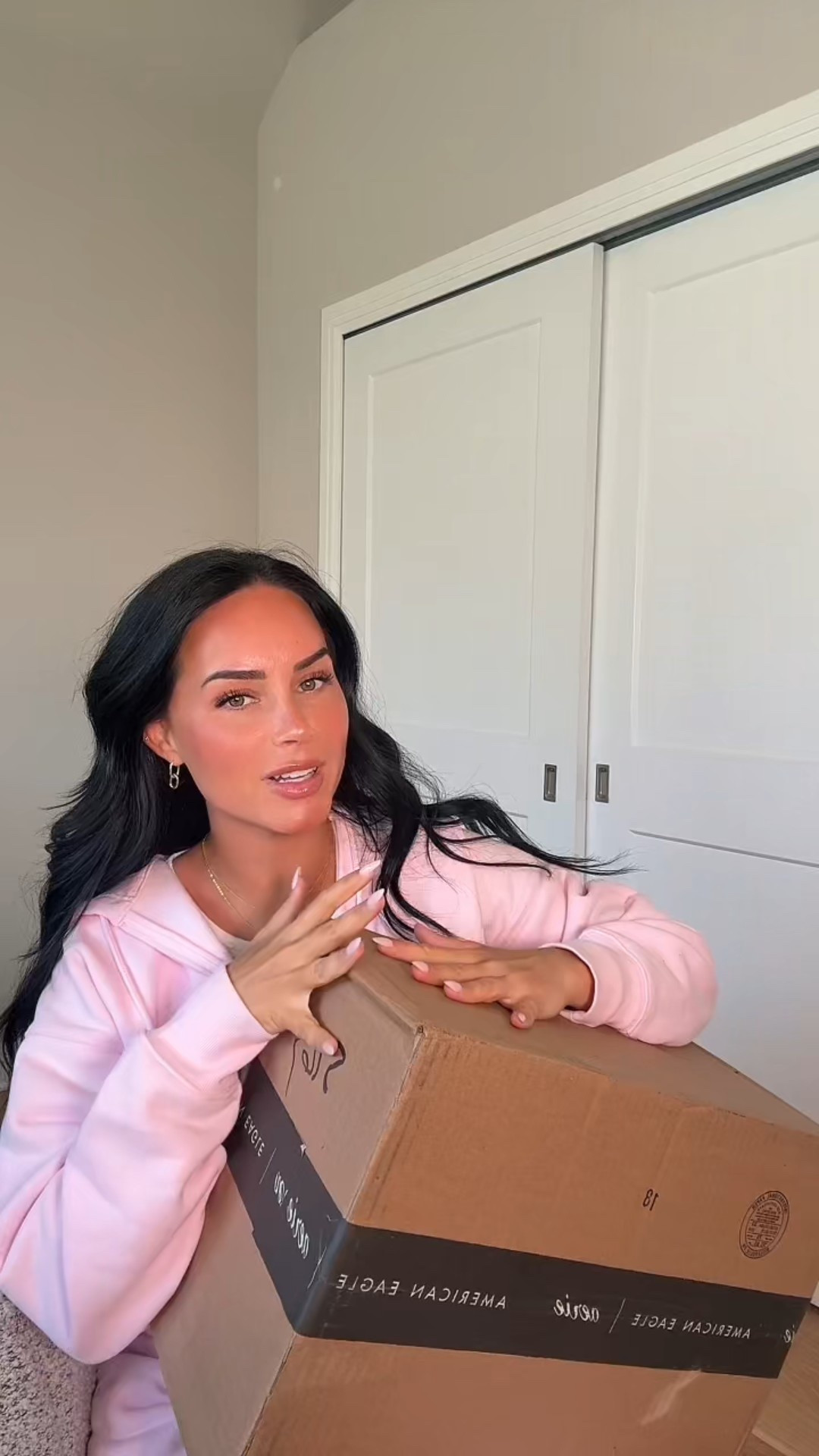 American Eagle Haul ✨ they are currently having a 30% off sale when you use code SUNNY30

I will post a try on haul of everything soon! I’m wearing a size small Aritzia sweat set 🩷 I will have it 🔗 on my LTK as well. 

#LTKSaleAlert #LTKWatchNow #LTKFestival