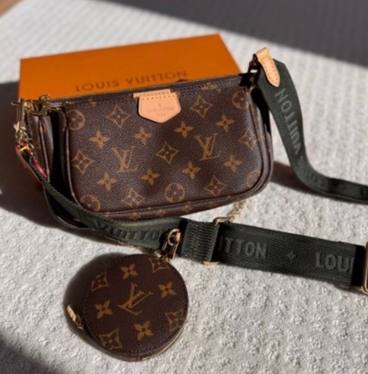 Look for less
Christmas gifts
Gift ideas 

#LTKGiftGuide #LTKHoliday