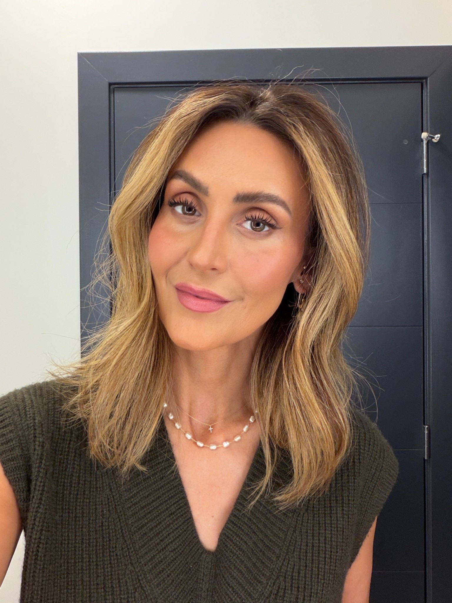 Everyday Makeup & Hair Refresh up to 30% off right now ✨🫶🏽 This is the makeup and hair products I keep in my office studio and give me the perfect hydrated and natural face! 

Comment SHOP and I’ll send you a DM with all of the links to shop 💫 you can always check my stories for direct links, highlights or shop via link in my bio! 

Prada lip balm
Mario hydrating foundation 14O
Benefit brow wax: 3.75
Saie Beauty concealer 
Sephora waterproof eyeliner: matte brown
Patrick Ta Major Dimension III matte Palette 
YSL mascara: brown under then Iris and Romeo Mascara  
Westman Atelier contour stick: Biscuit 
Westman Atelier baby cheeks lip + cheek: Poppet
Charlotte Tilbury lip liner: Pillow Talk Medium
Charlotte Tilbury setting spray 
Living Proof full dry volume and texture spray 

#LTKHoliday #LTKSaleAlert #LTKBeauty