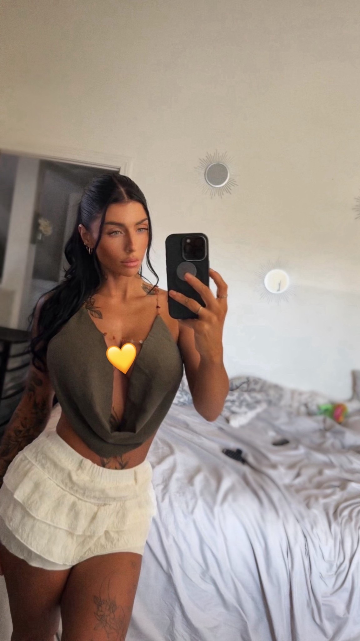 Top: XS
Bottoms: XS

#LTKFindsUnder50 #LTKPetite #LTKParties