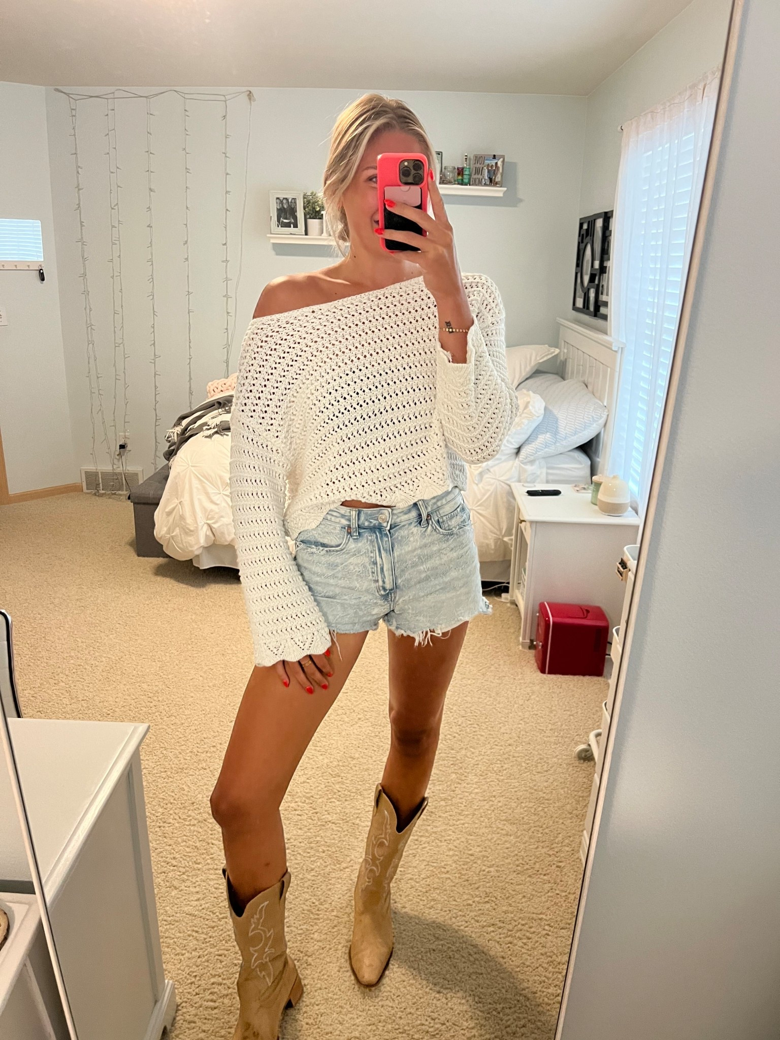 Country concert outfit ideas 

Sweater is from Hollister they don’t sell it anymore. Linked a similar one below
#LTKCOUNTRYCONCERT #LTKFESTIVAL

#LTKU #LTKSaleAlert #LTKBeauty