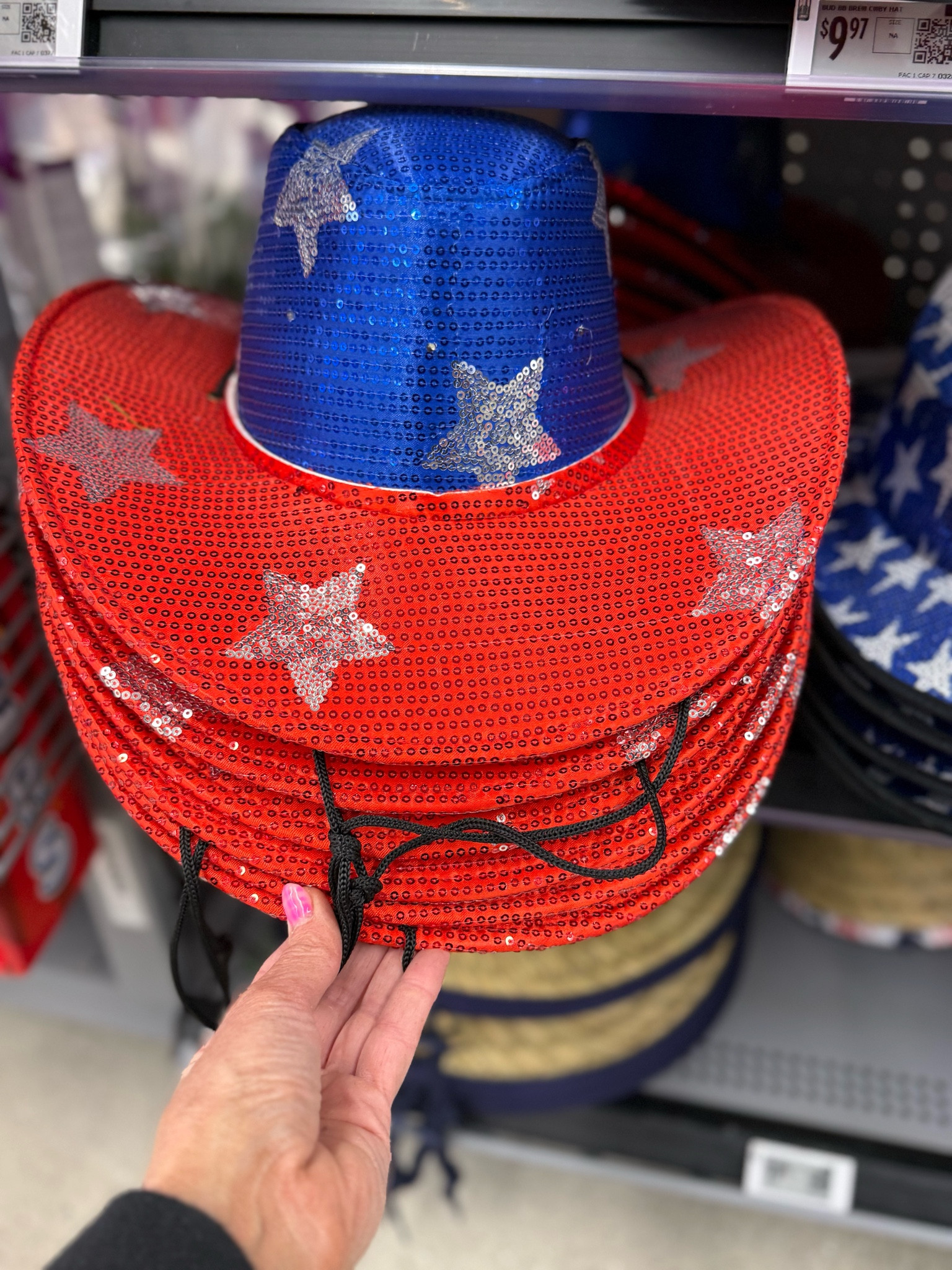Summer must have 
Cooler 
Sports mom 
Patriotic 
Memorial Day 
Independence Day 
4th of July 
Labor Day