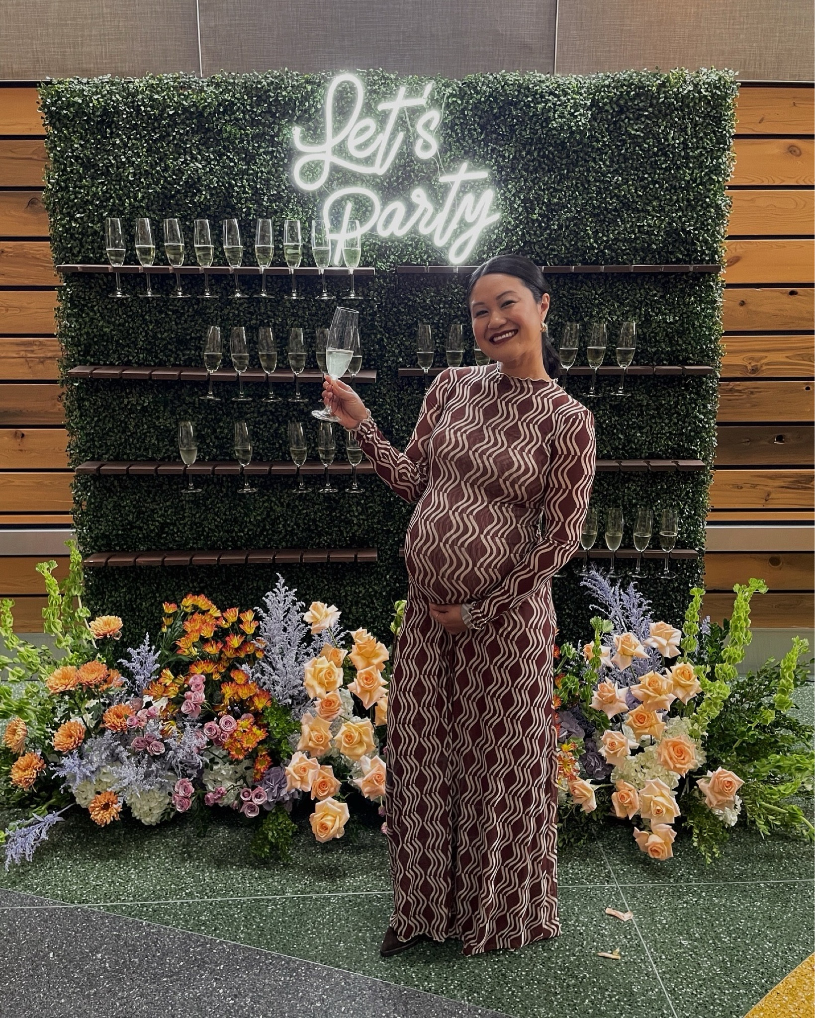 Big news. Cute dress. 

#LTKmaternity #LTKautumn #LTKpartywear