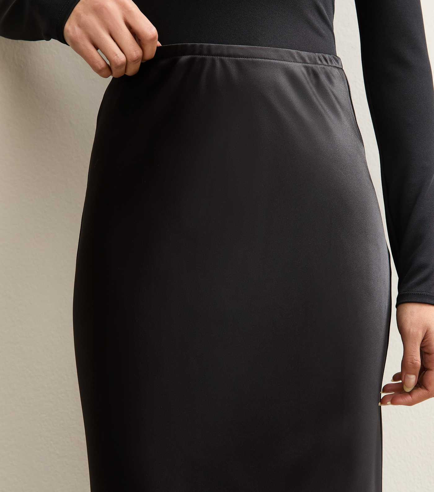 Black Satin Midi Skirt | New Look | New Look (UK)
