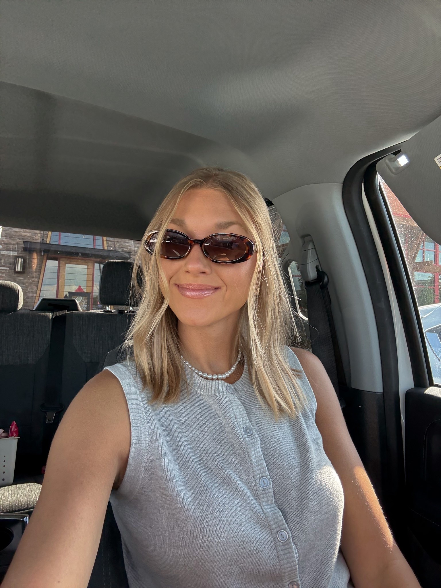 Can’t get enough of these $12 sunglasses! 🍂