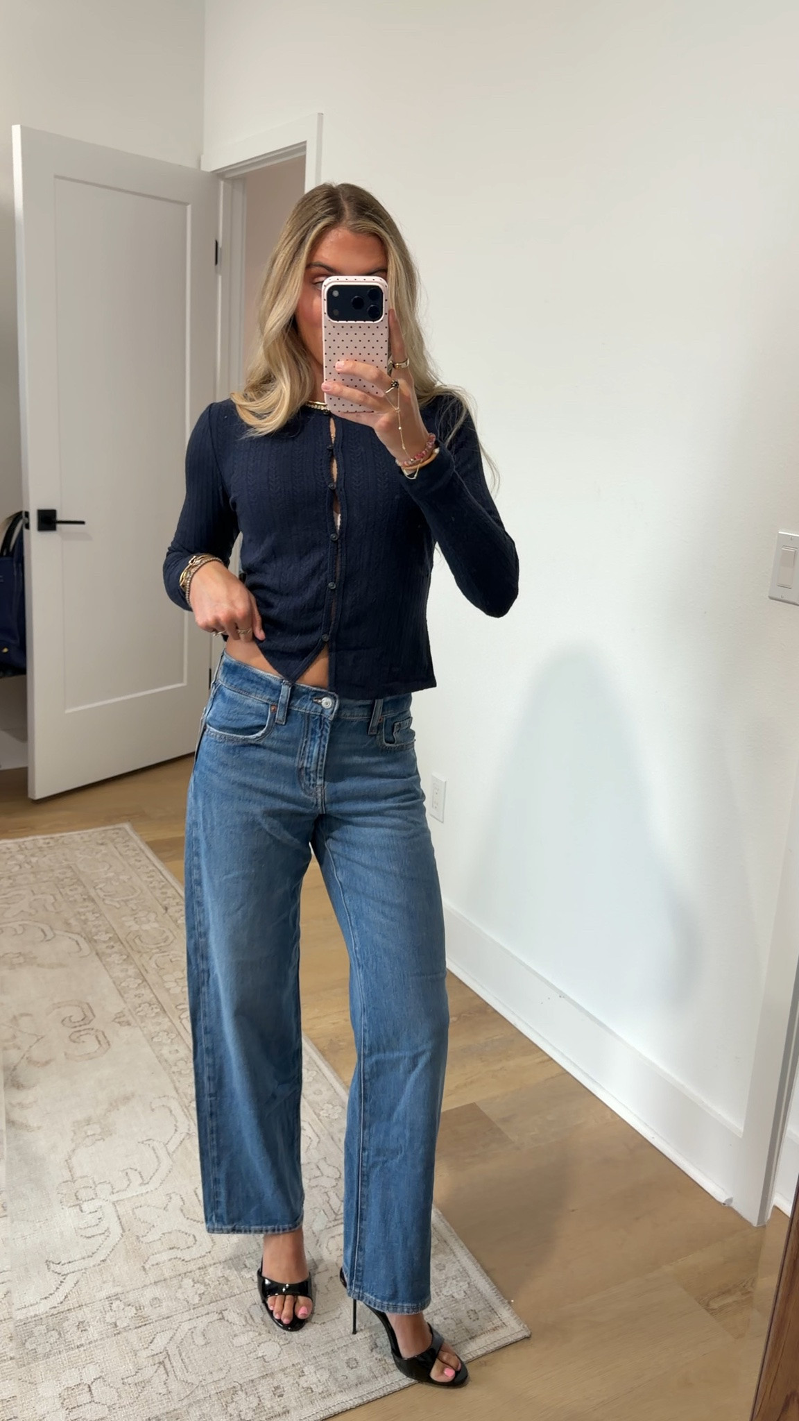 Old navy size XS Long-Sleeve Button-Front Cutout Pointelle Top and the old navy size 00 Low-Rise Loose Jeans